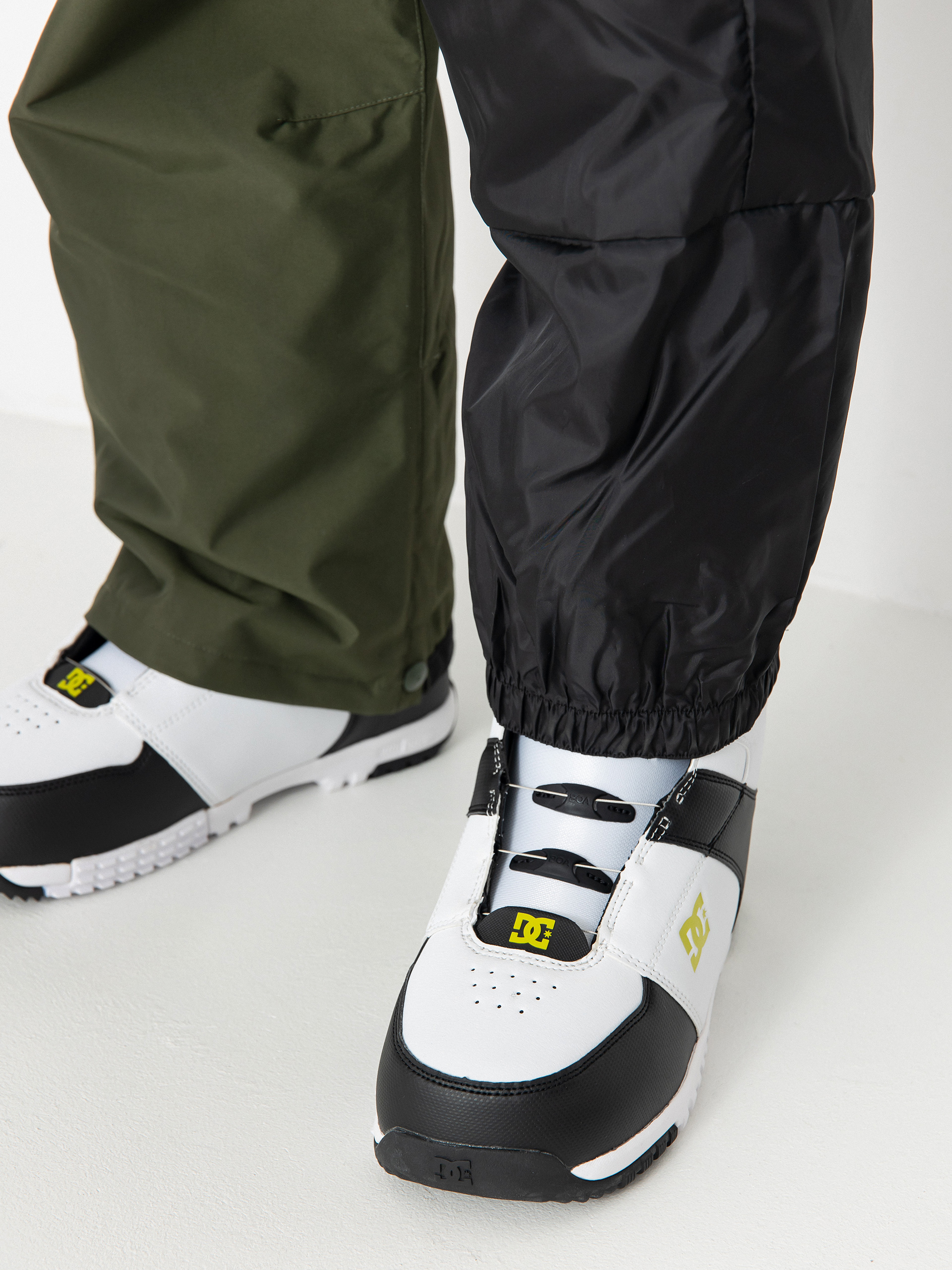 Pánské Snowboardové kalhoty  DC Docile Bib (deep depths)