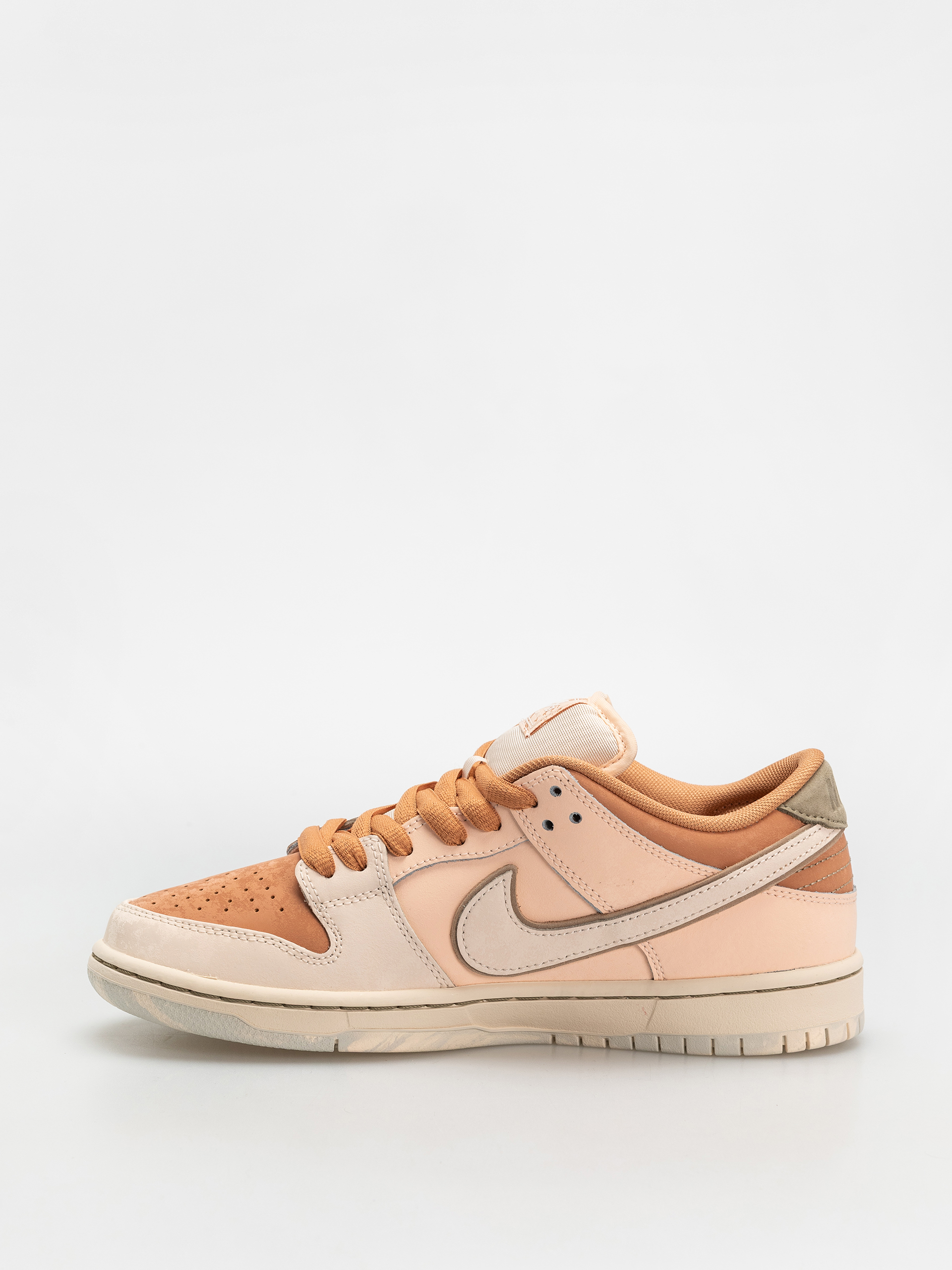 Boty Nike SB Dunk Low Pro Prm (amber brown/guava ice crimson tint hemp)