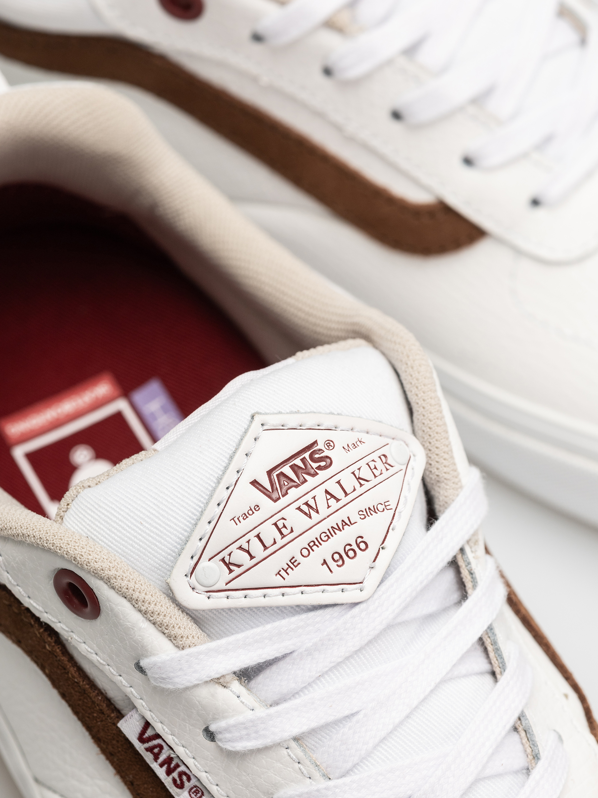 Boty Vans Skate Kyle Walker (leather white/red)
