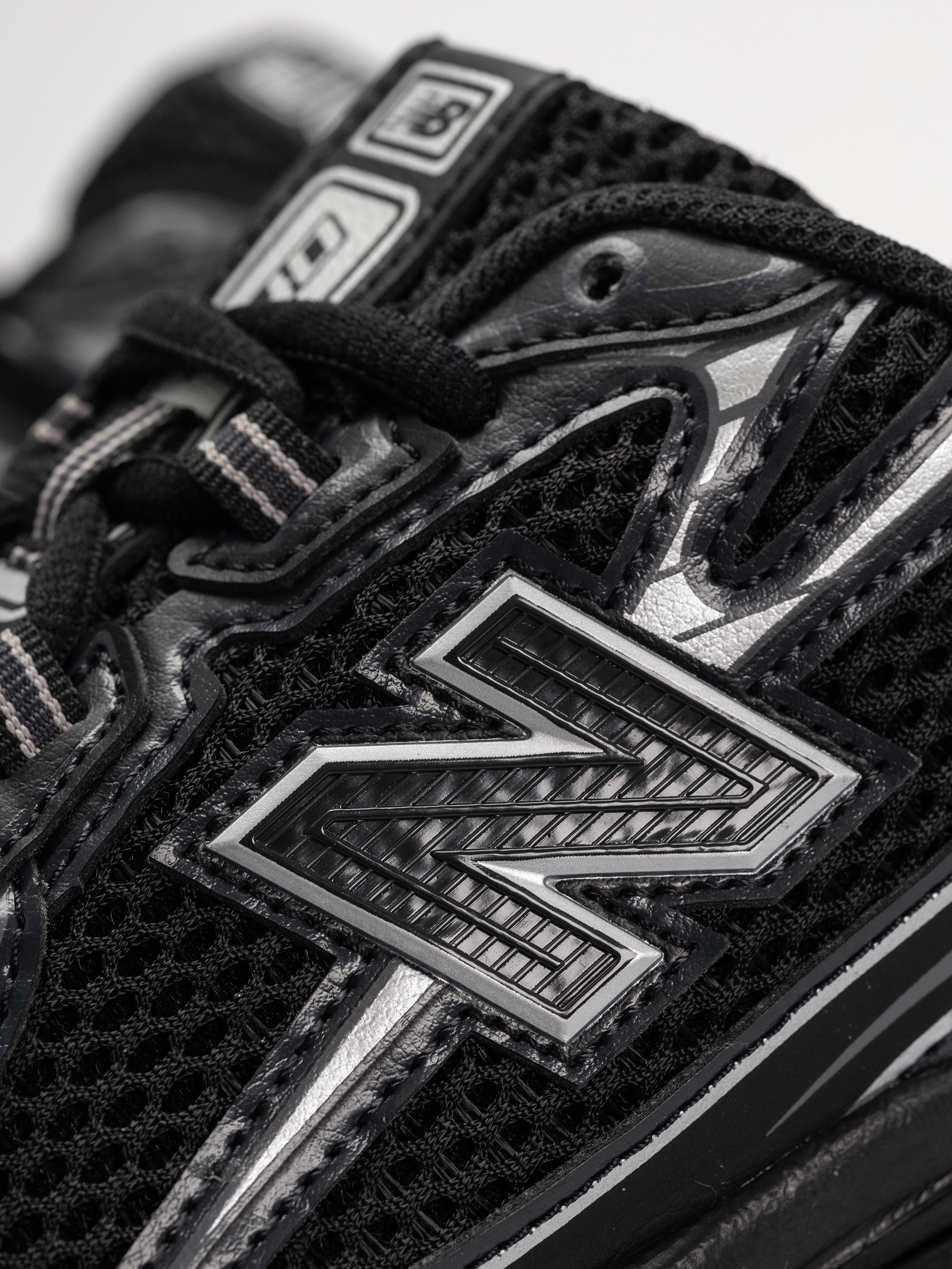 Boty New Balance 740 JR (black)