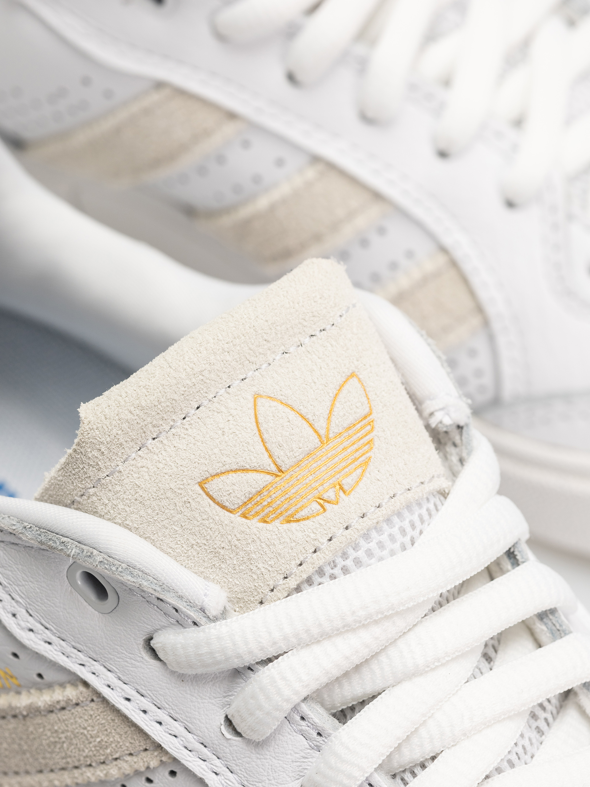 Boty adidas Tyshawn Low (ftwwht/ftwwht/goldmt)