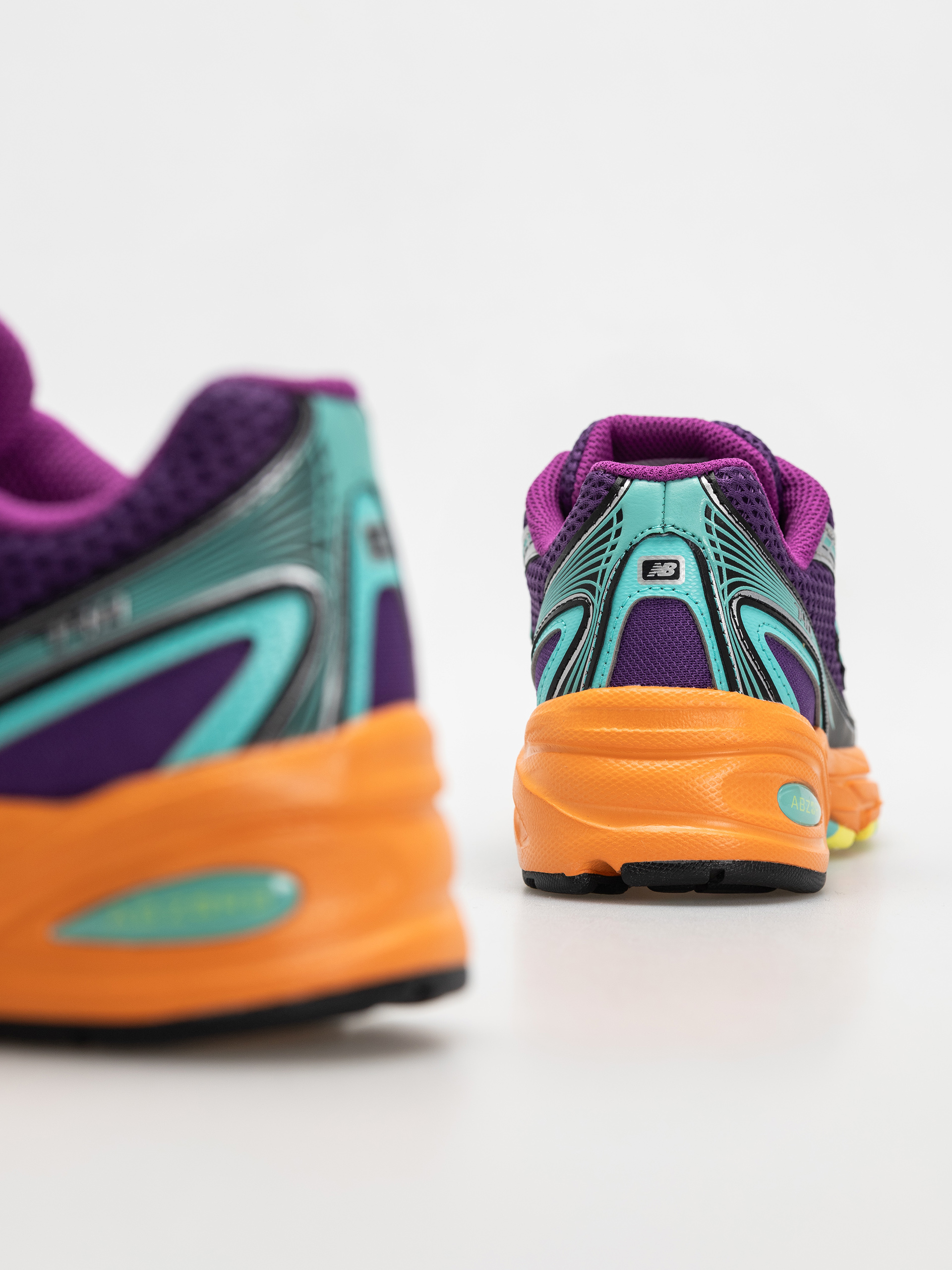 Boty New Balance 740 (sun glow)