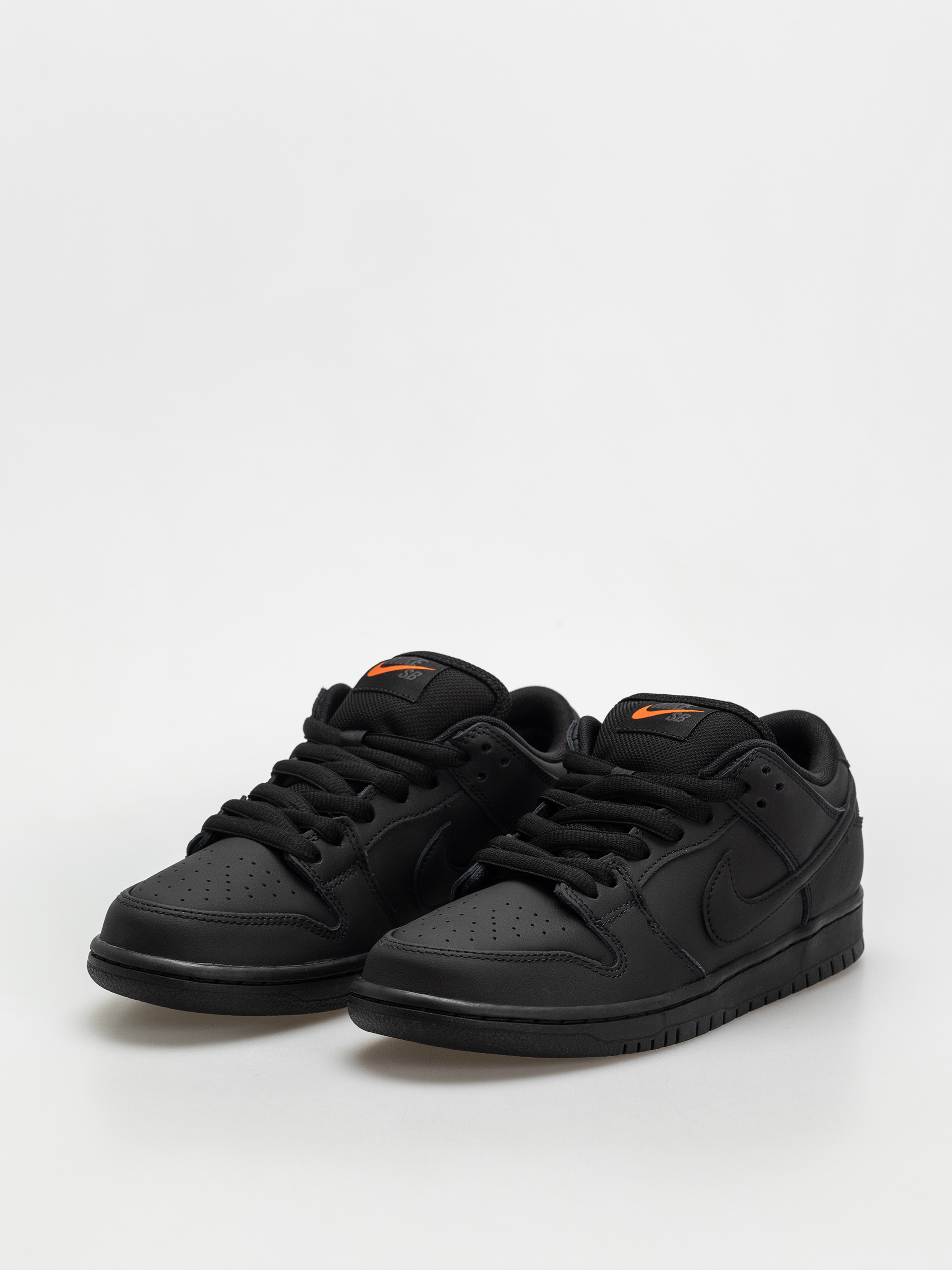 Boty Nike SB Dunk Low Pro (black/black black black)