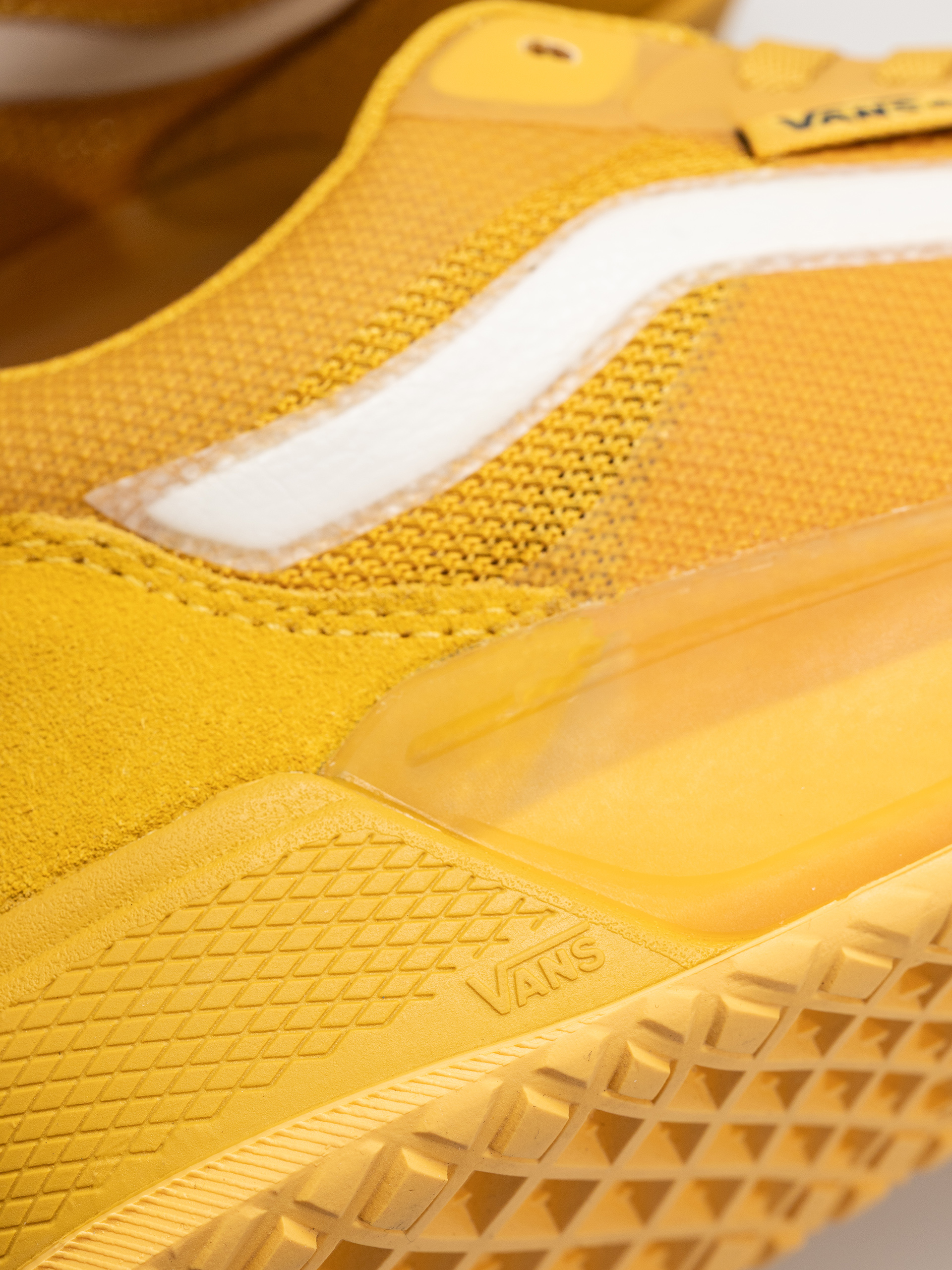 Boty Vans Skate Ave 2.0 (gold)