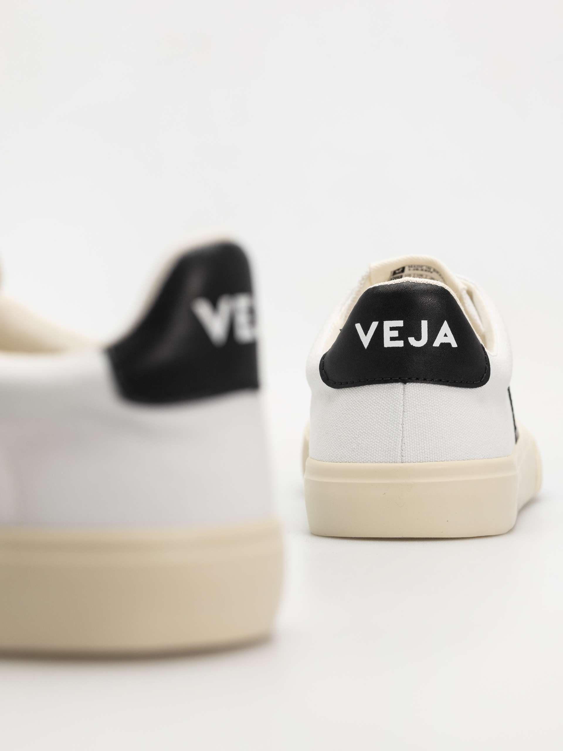 Boty Veja Campo Canvas Wmn (white black)