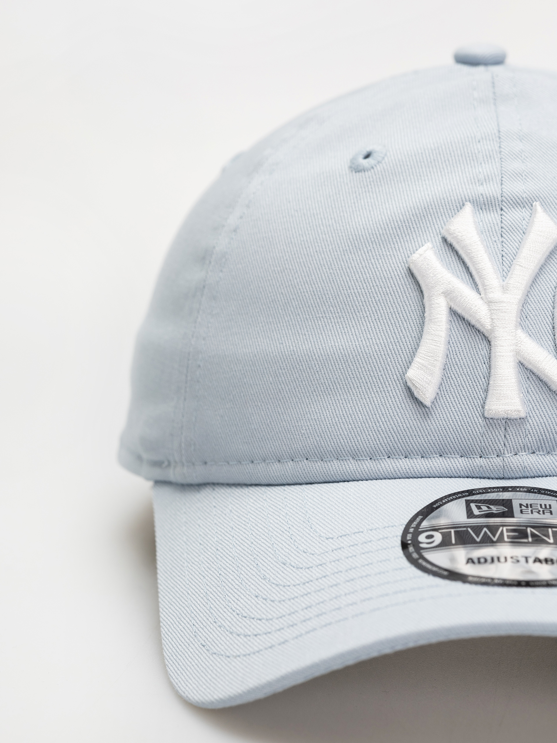 Kšiltovka  New Era League Essential 9Twenty New York Yankees (pastel blue)