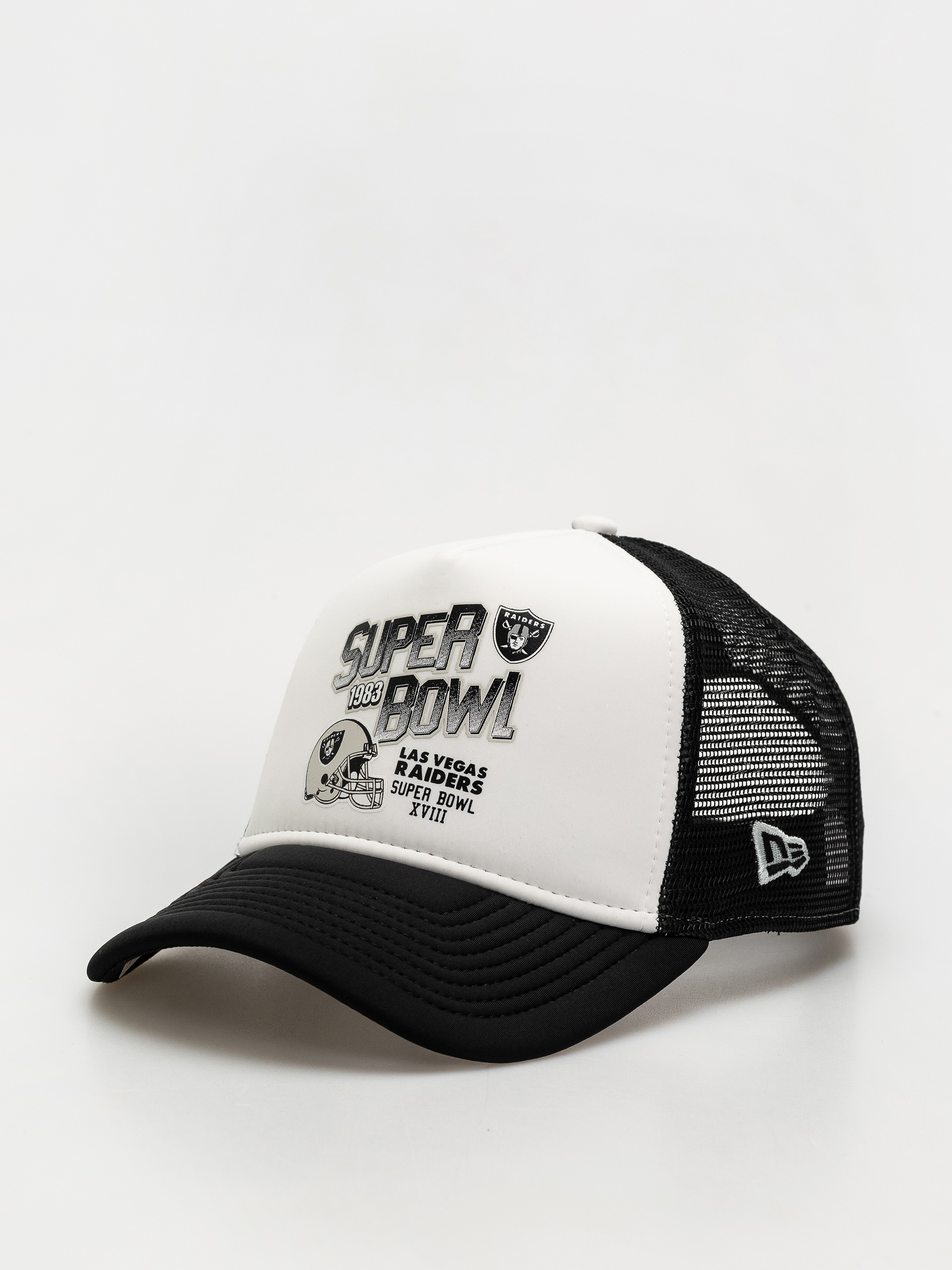 Kšiltovka  New Era Superbowl Trucker Raiders (black)