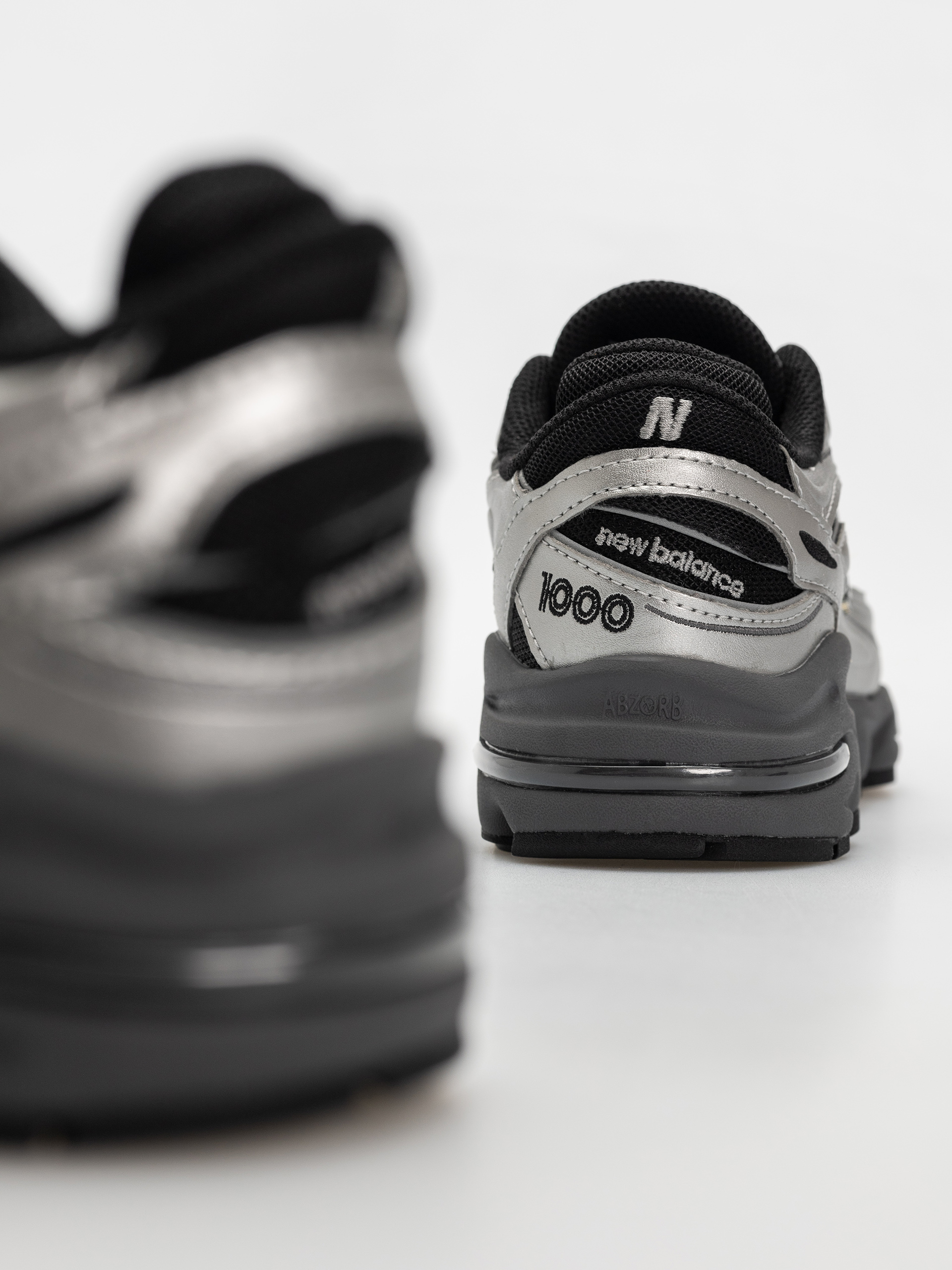 Boty New Balance 1000 (silver metallic)