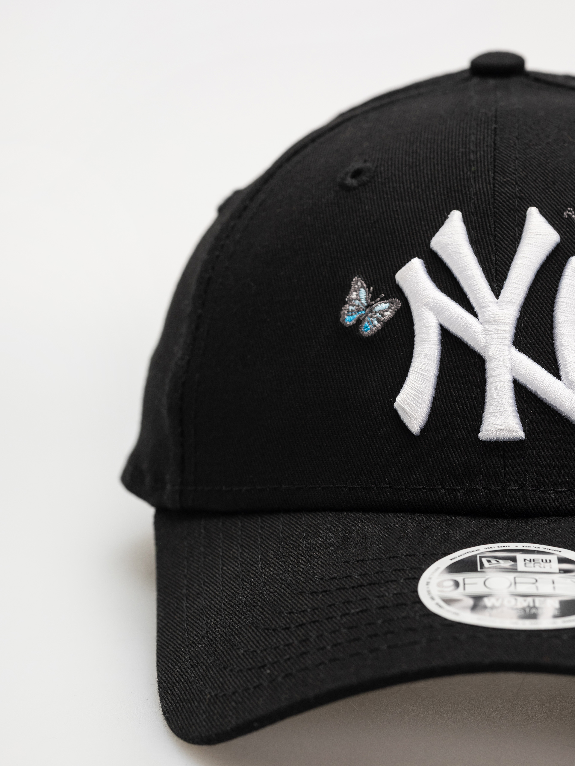 Kšiltovka  New Era Icon 9Forty New York Yankees Wmn (black)