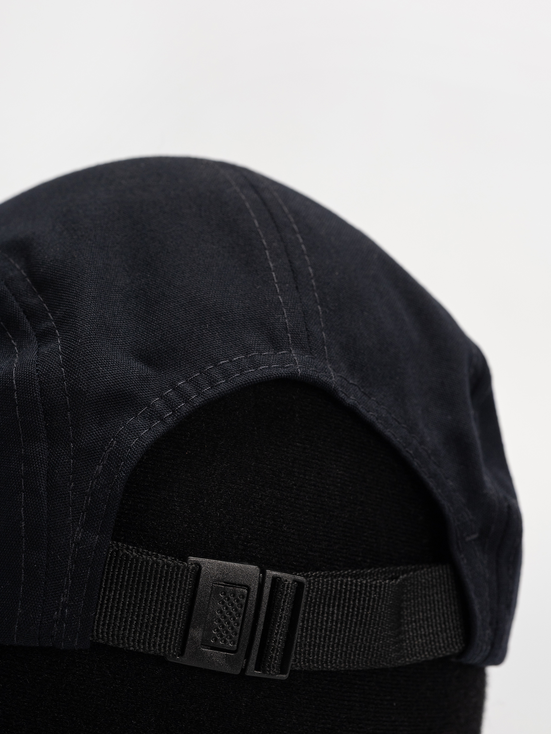 Kšiltovka  New Era Sustainab League Essential Camper Red Bull F1 (dk blue)