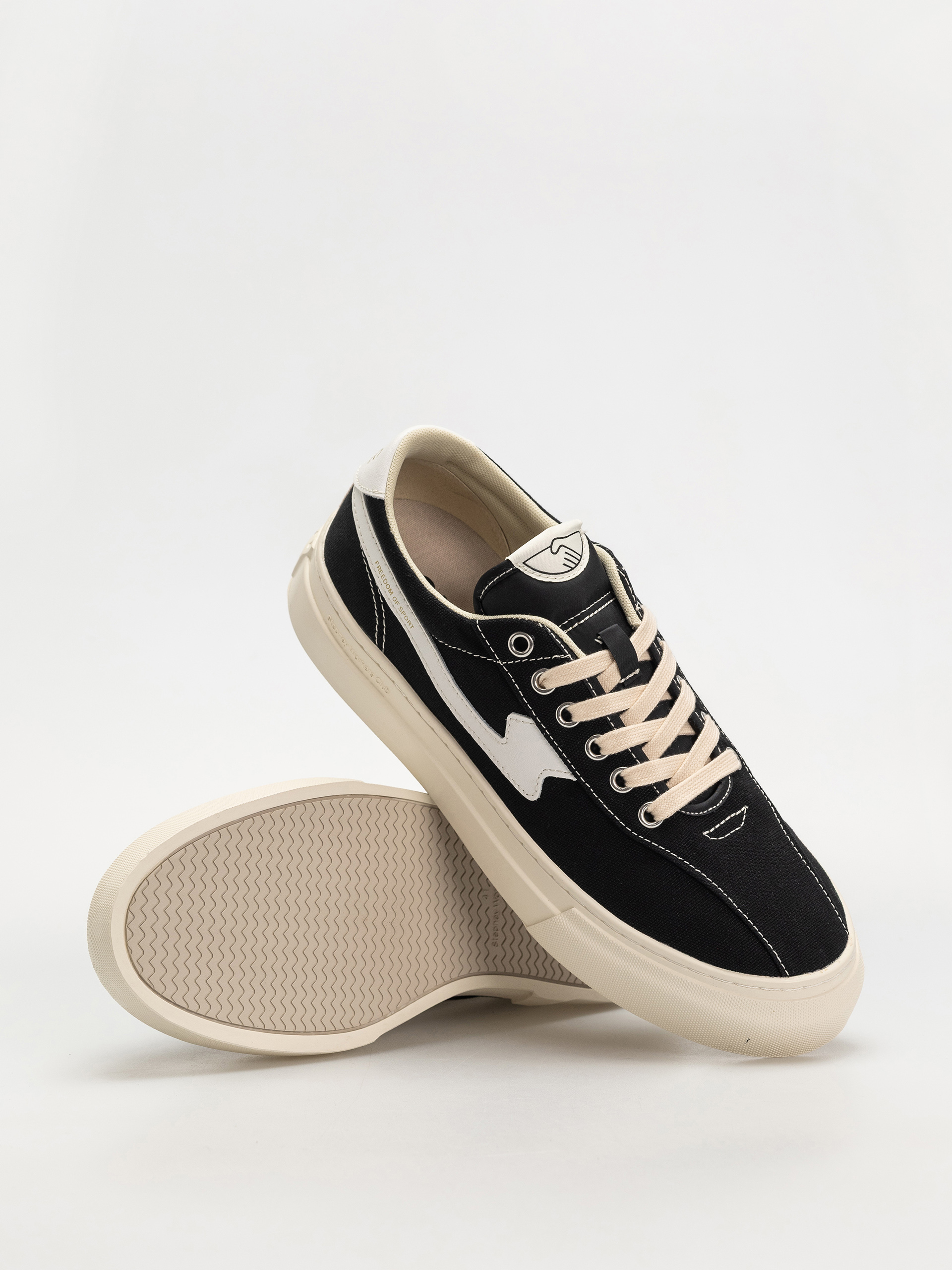 Boty Stepney Workers Club Dellow S-Strike Cup (black white)