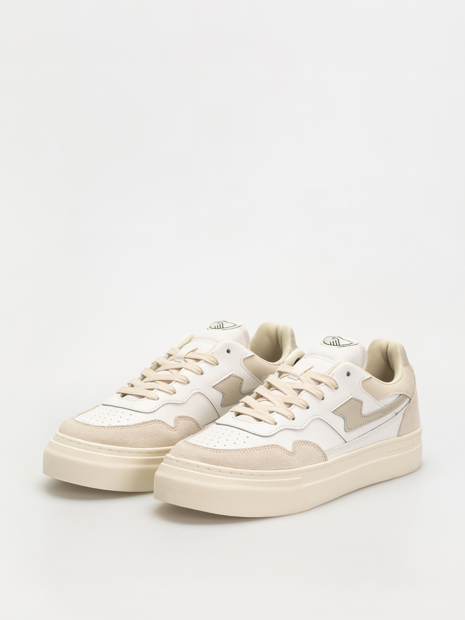 Boty Stepney Workers Club Pearl S-Strike (spring white)