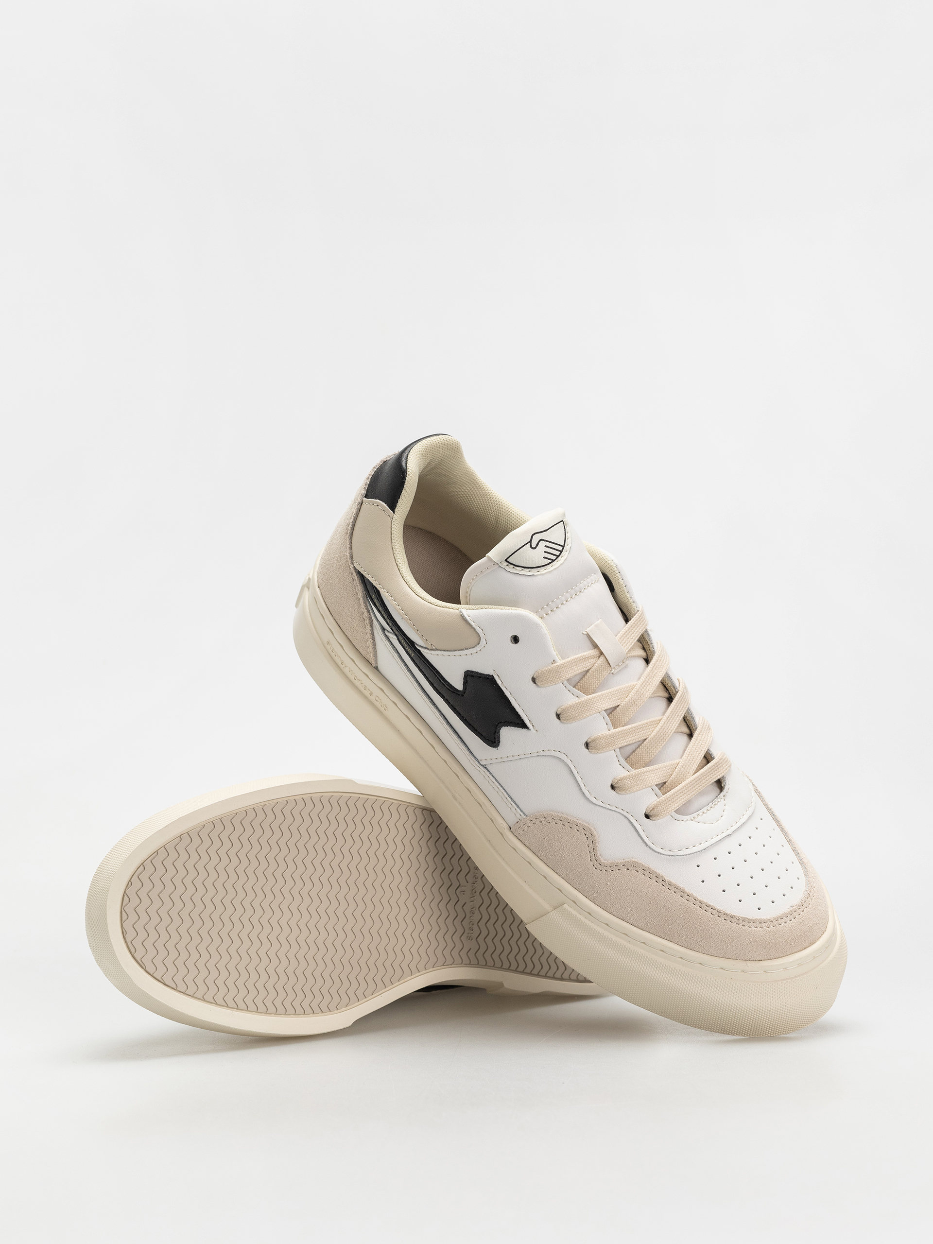 Boty Stepney Workers Club Pearl S-Strike (spring black)