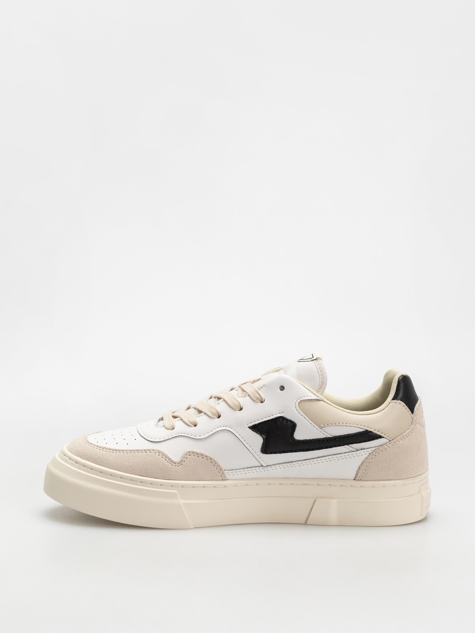 Boty Stepney Workers Club Pearl S-Strike (spring black)