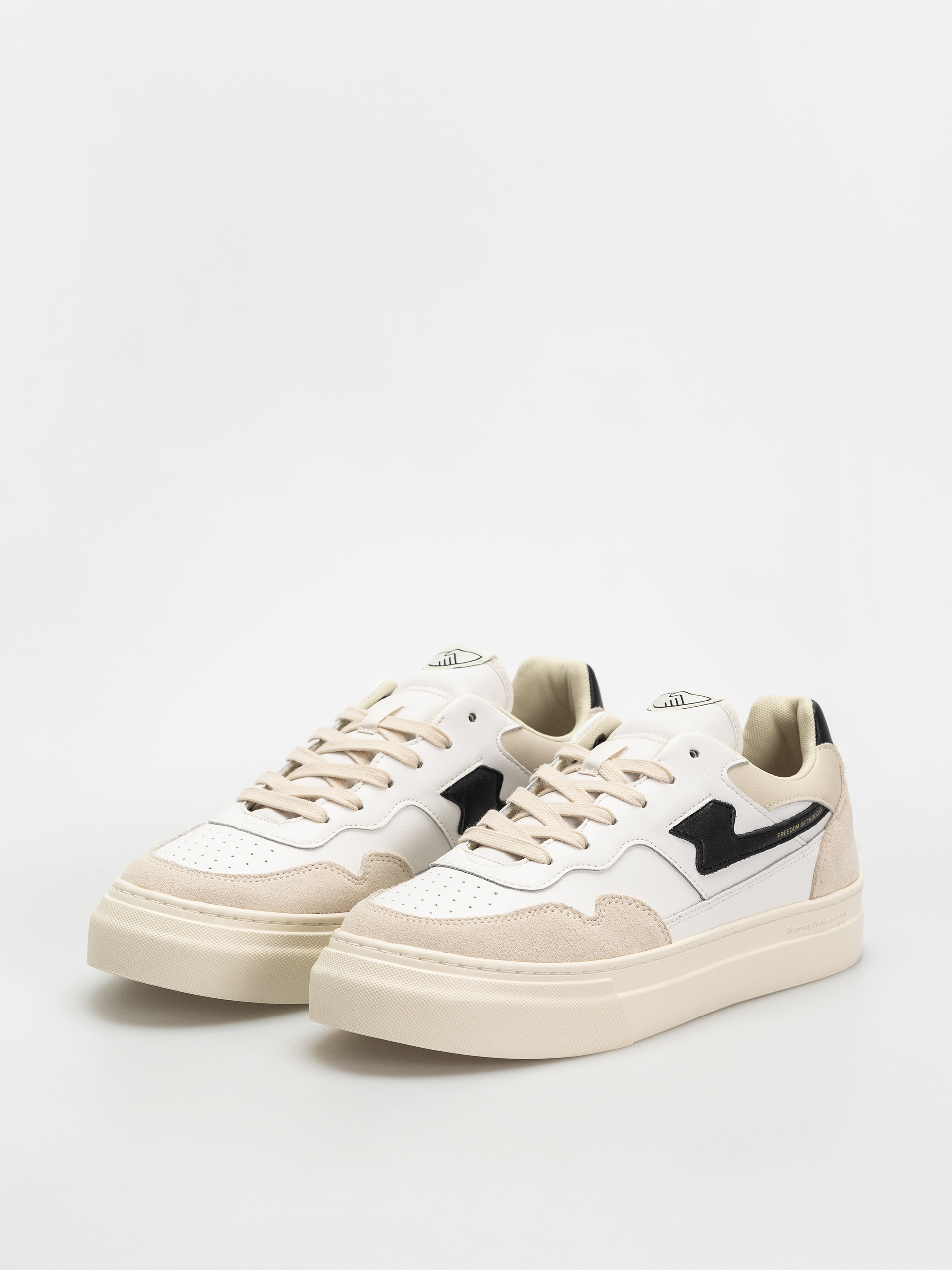 Boty Stepney Workers Club Pearl S-Strike (spring black)