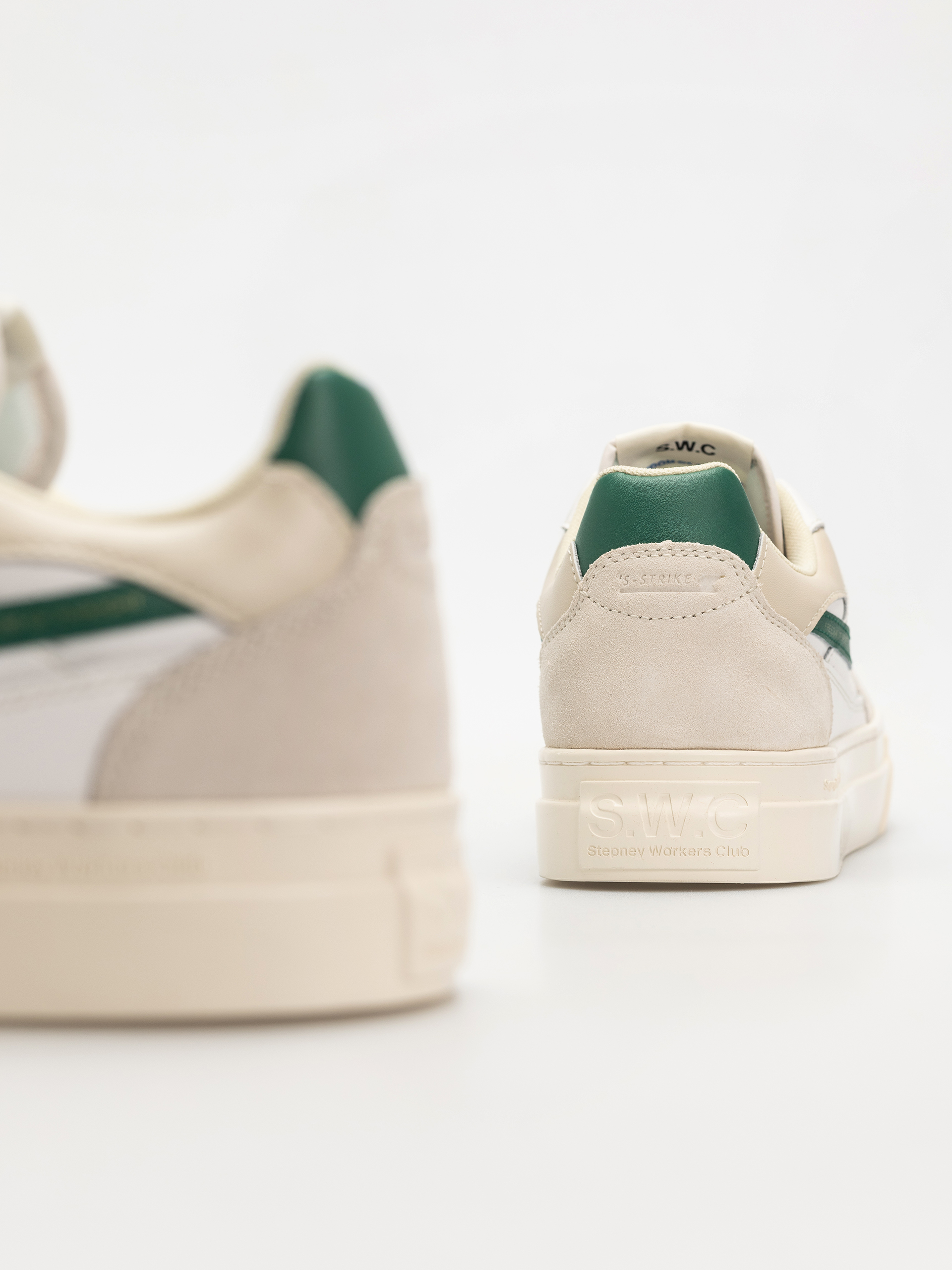 Boty Stepney Workers Club Pearl S-Strike (spring green)