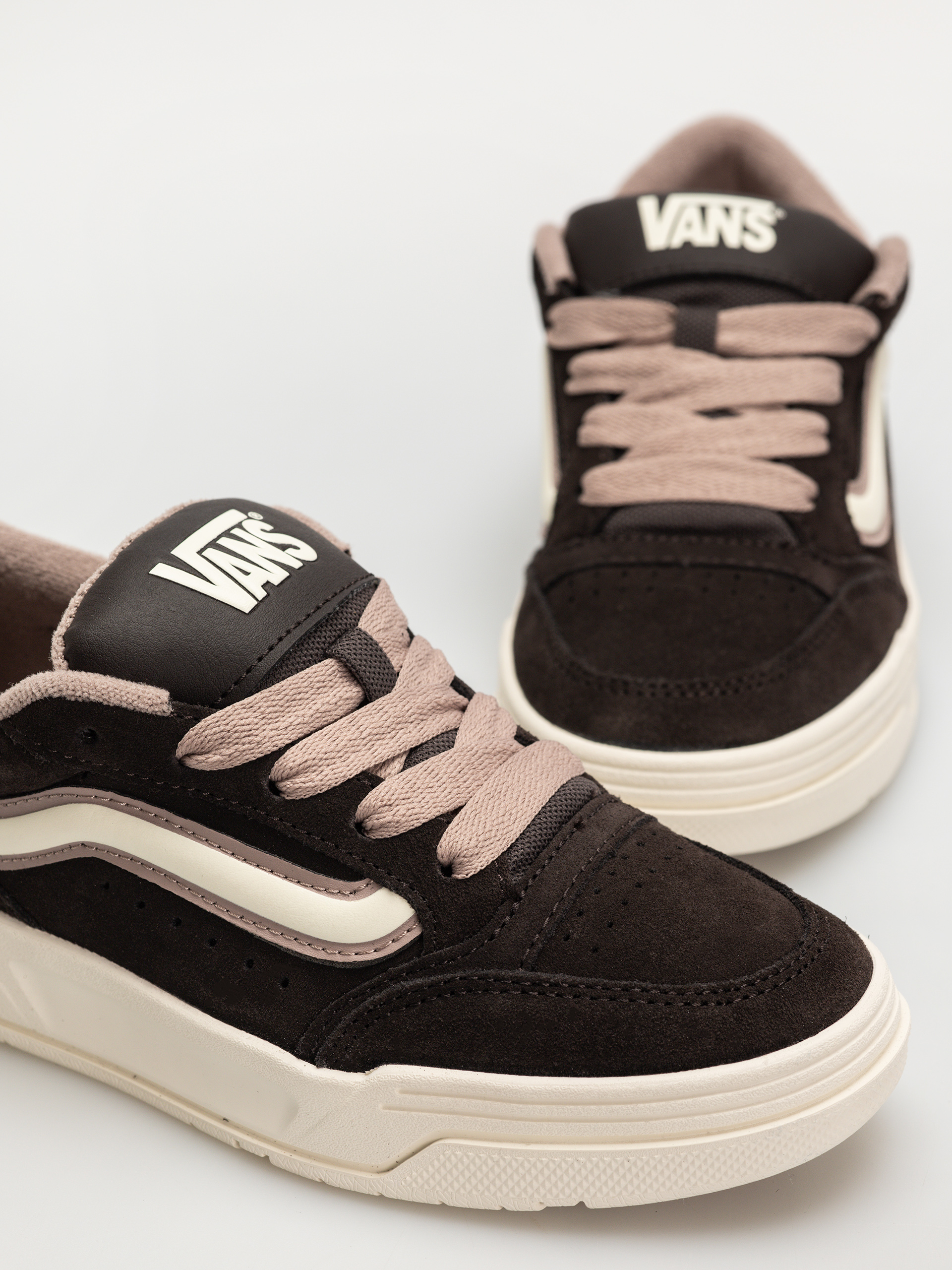 Boty Vans Hylane (after dark)