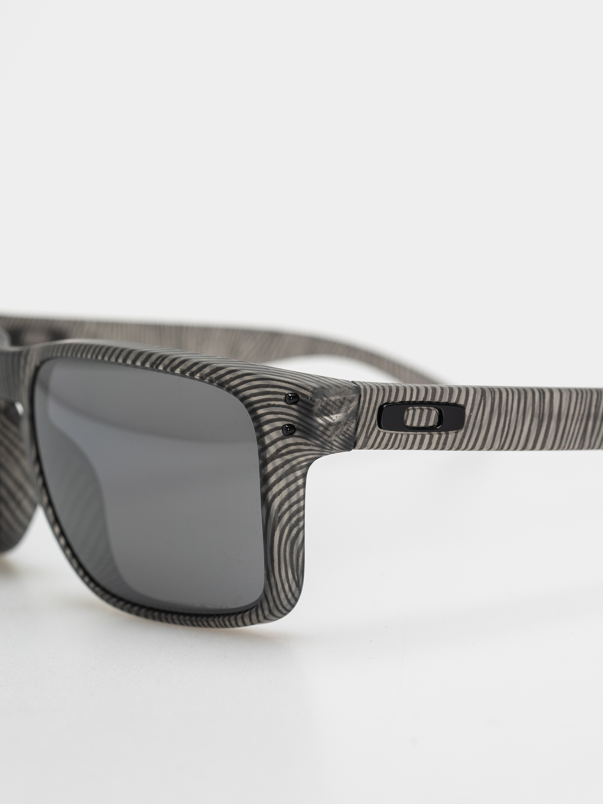Sluneční brýle Oakley Holbrook XL (matte grey ink fingerprint/prizm black polar)