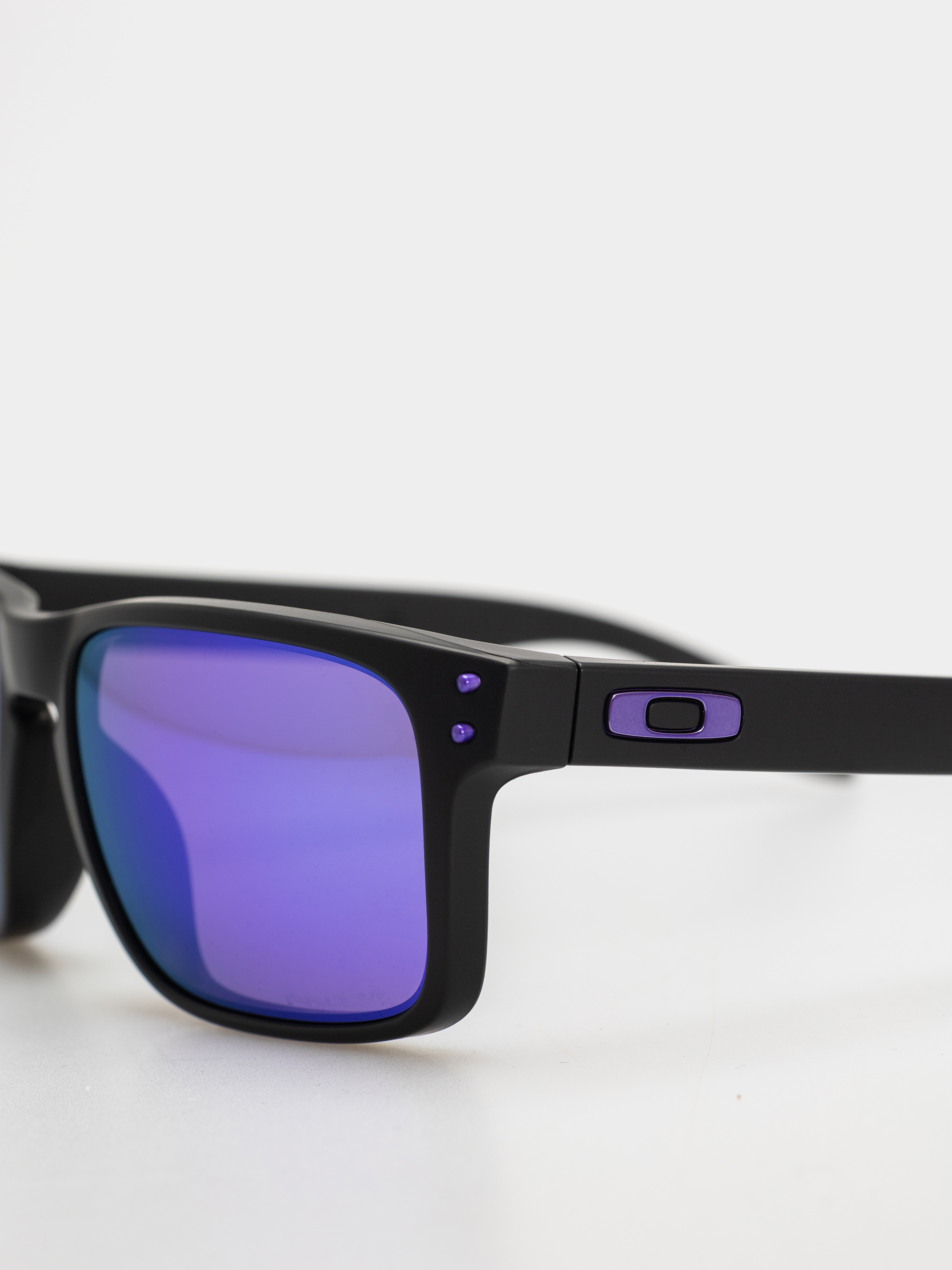 Sluneční brýle Oakley Holbrook (matte black/prizm violet)
