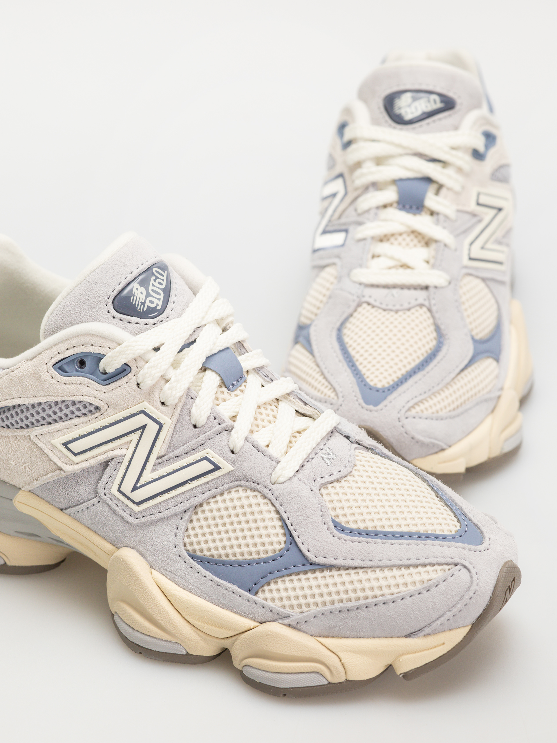 Boty New Balance 9060 (pearl grey)