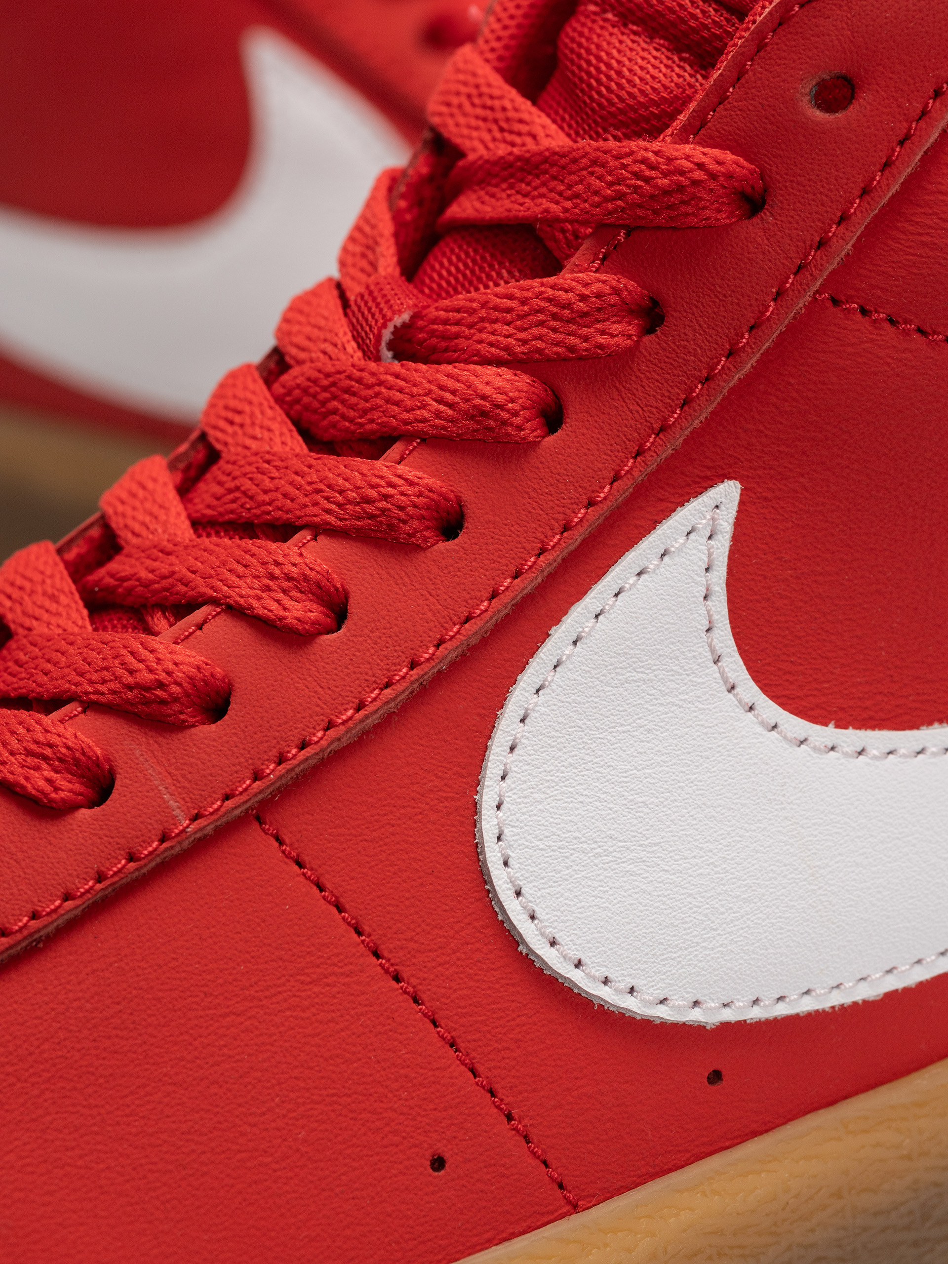 Boty Nike SB Zoom Blazer Mid (university red/white white)