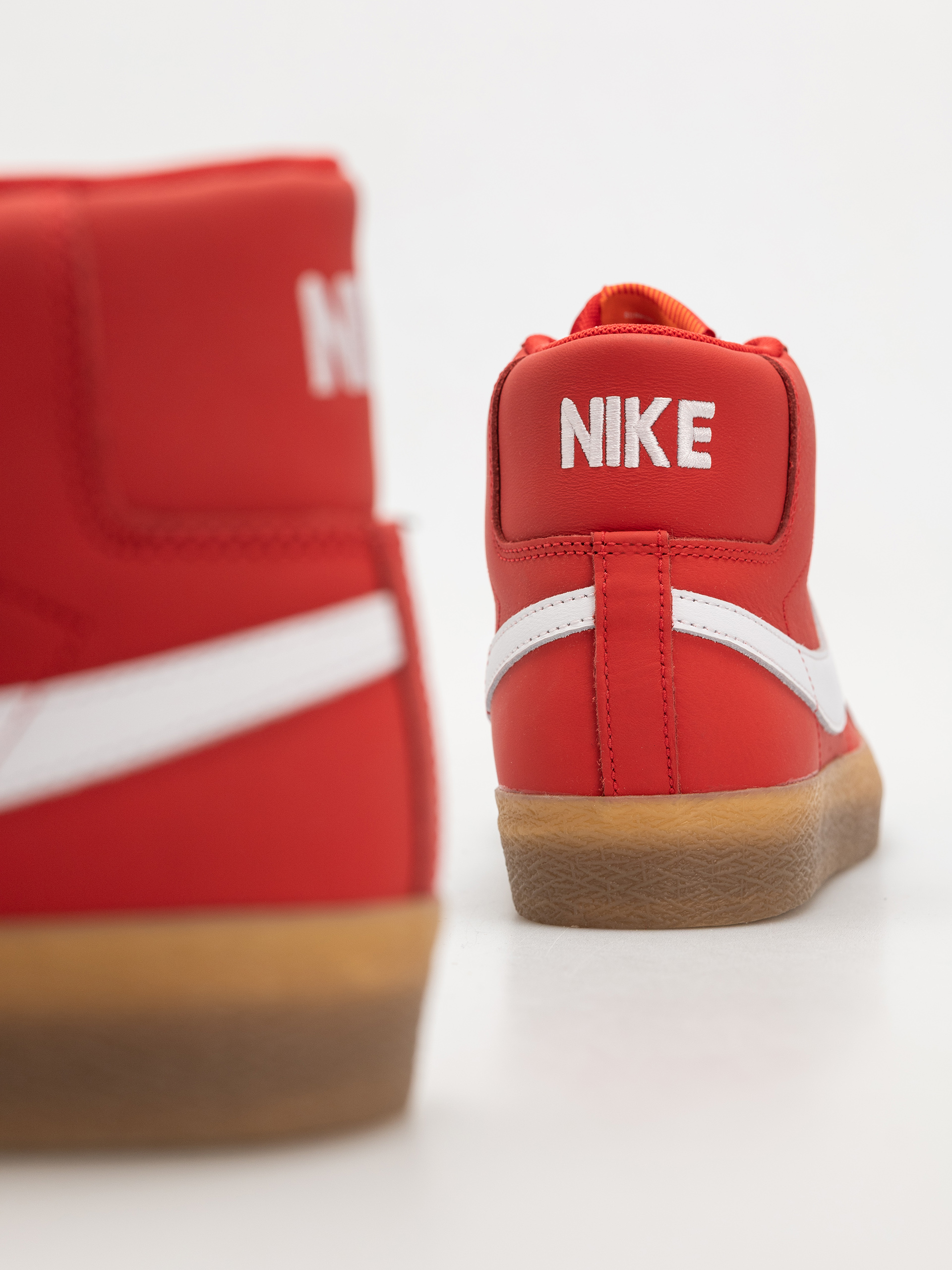 Boty Nike SB Zoom Blazer Mid (university red/white white)