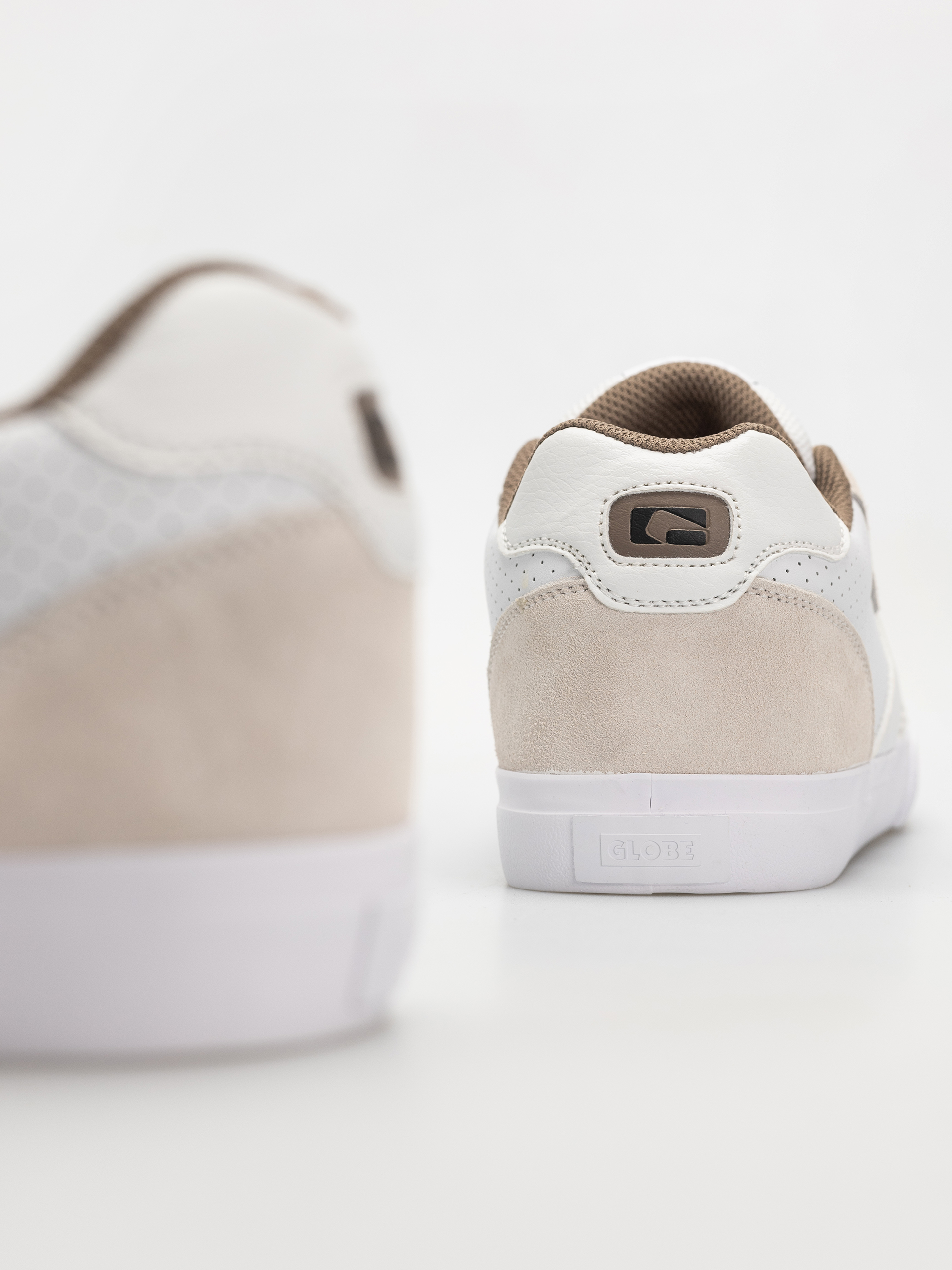 Boty Globe Encore 2 (white dip)