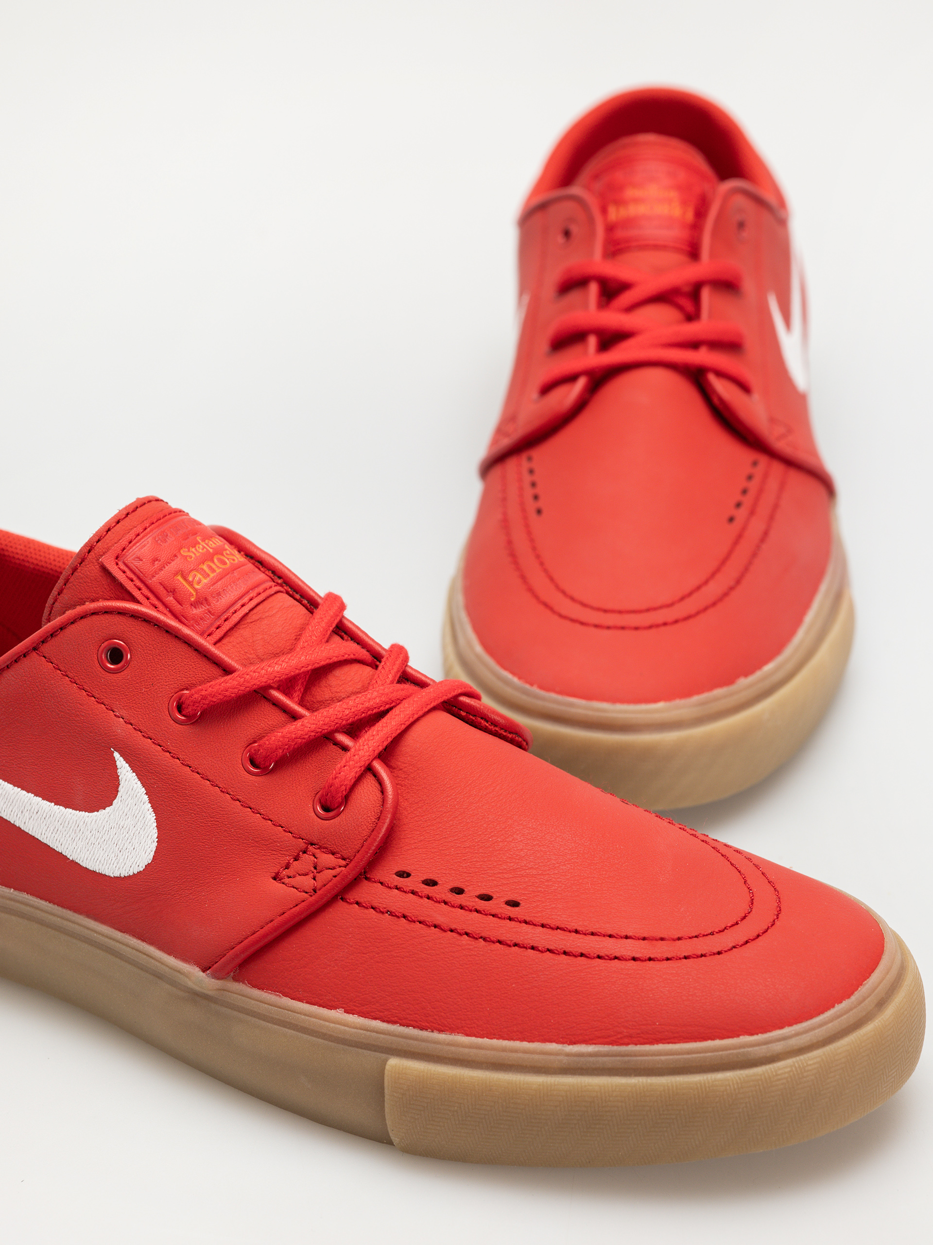 Boty Nike SB Zoom Janoski Og+ (university red/white university red)