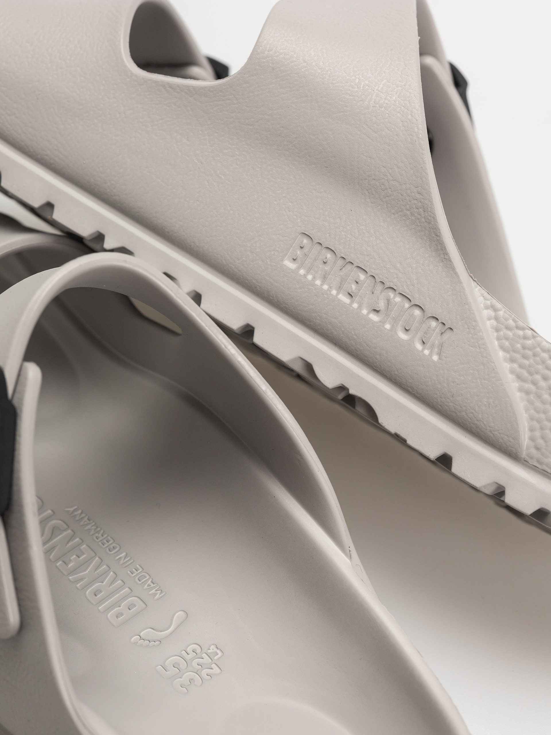 Plážovky Birkenstock Arizona Stealth Buckle EVA Narrow Wmn (stone coin/black)