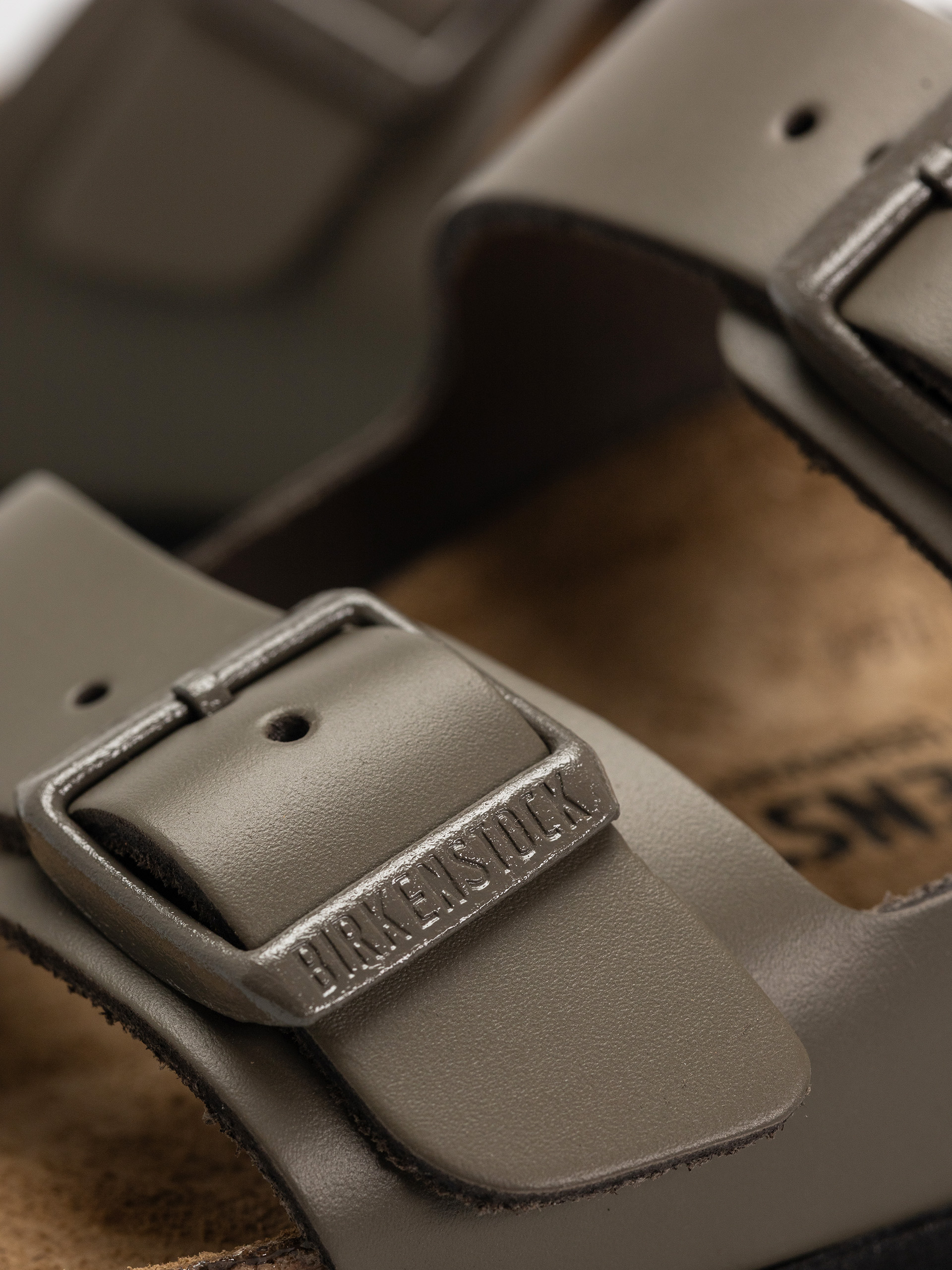 Plážovky Birkenstock Arizona Natural Leather Narrow Wmn (concrete gray)