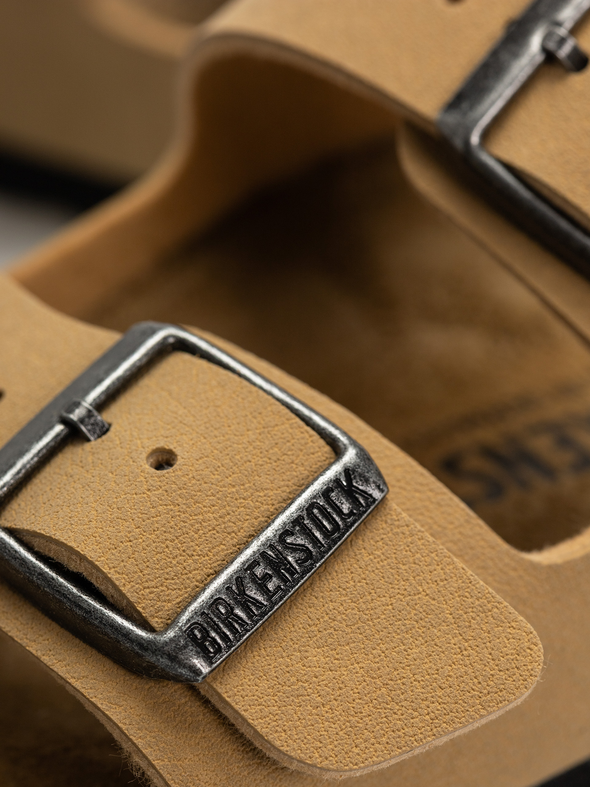 Plážovky Birkenstock Arizona Birkibuc Narrow Wmn (latte cream)