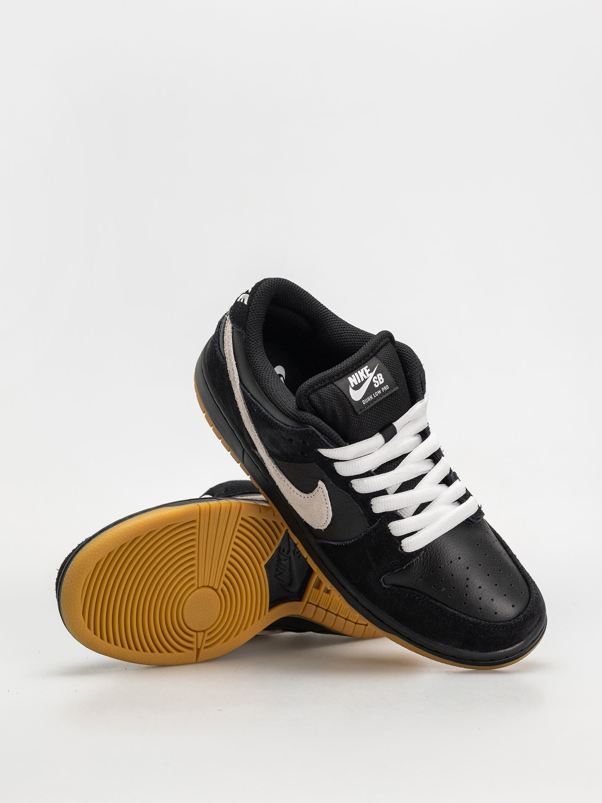 Boty Nike SB Dunk Low Pro (black/white black gum light brown)