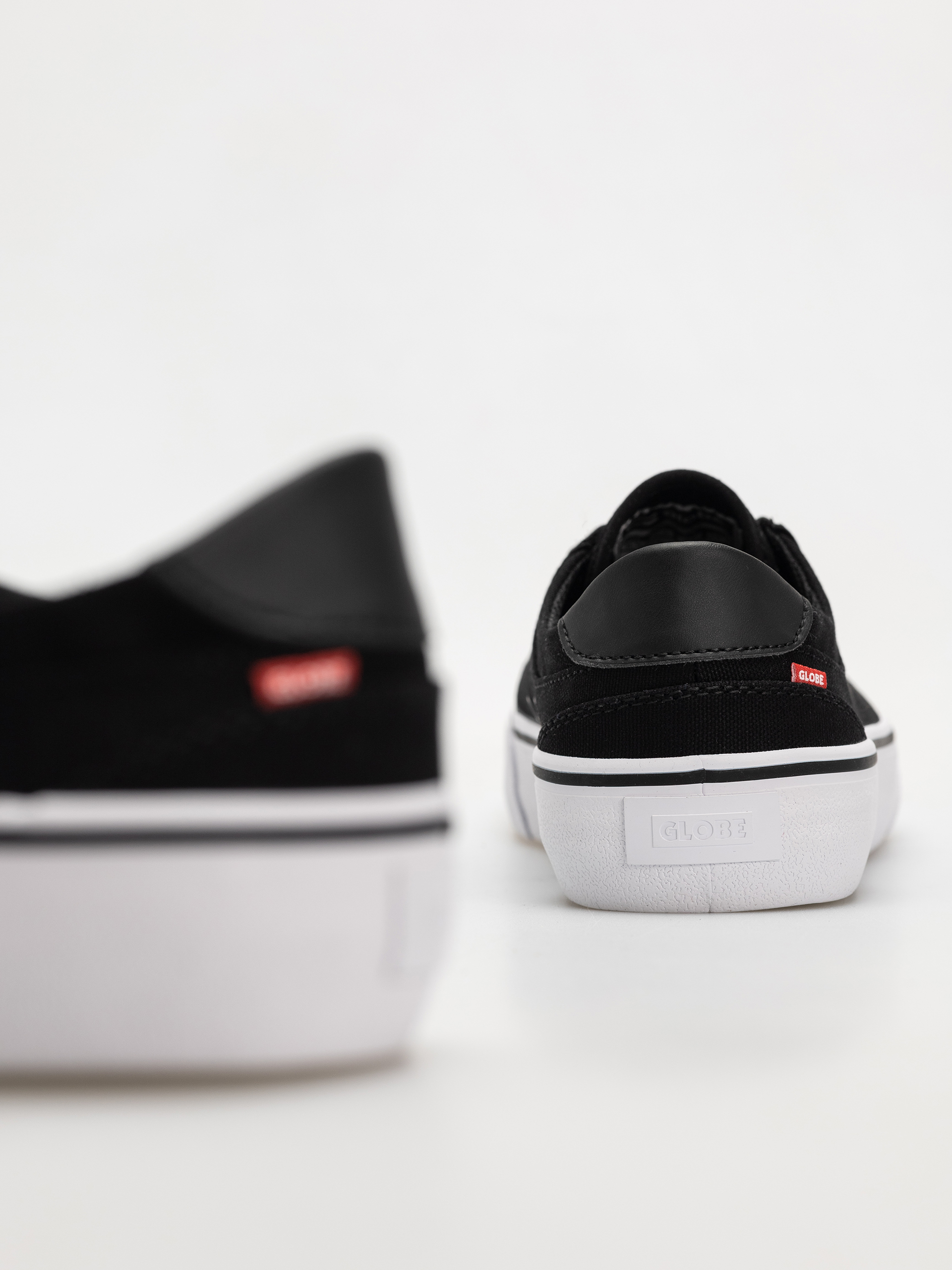 Boty Globe Goodstock (black/white)