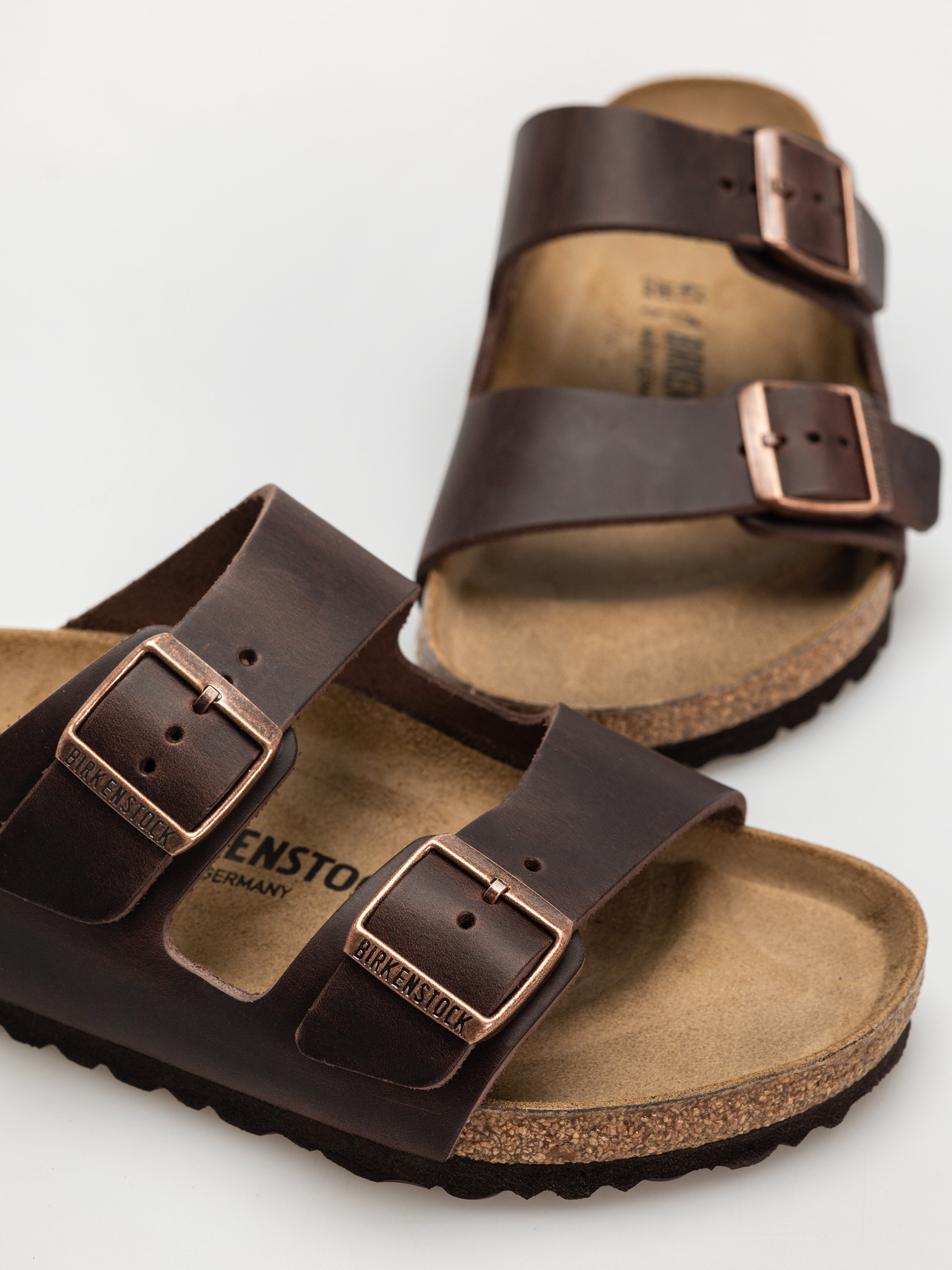 Plážovky Birkenstock Arizona Oiled Leather Regular (habana)