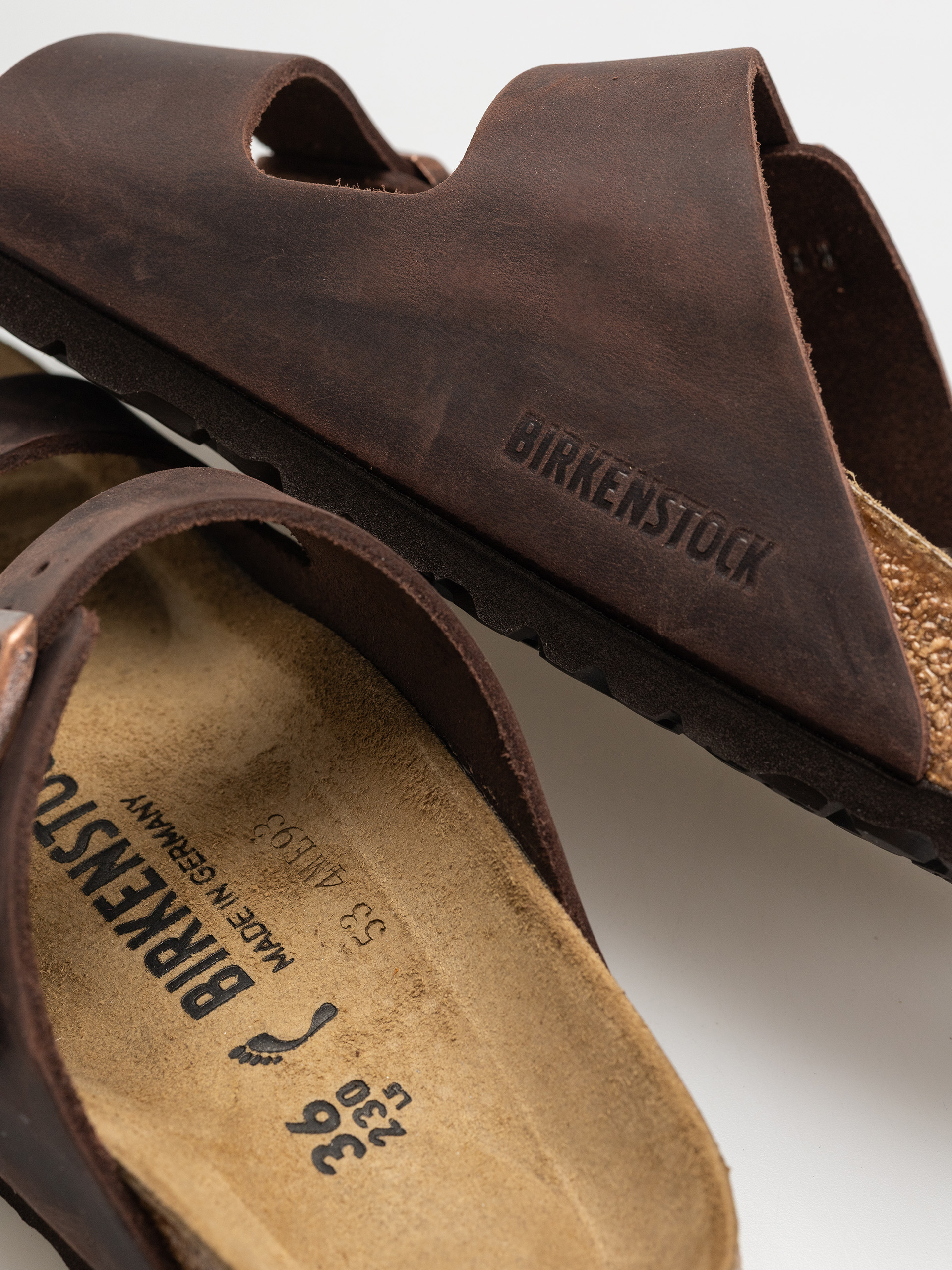 Plážovky Birkenstock Arizona Oiled Leather Narrow Wmn (habana)