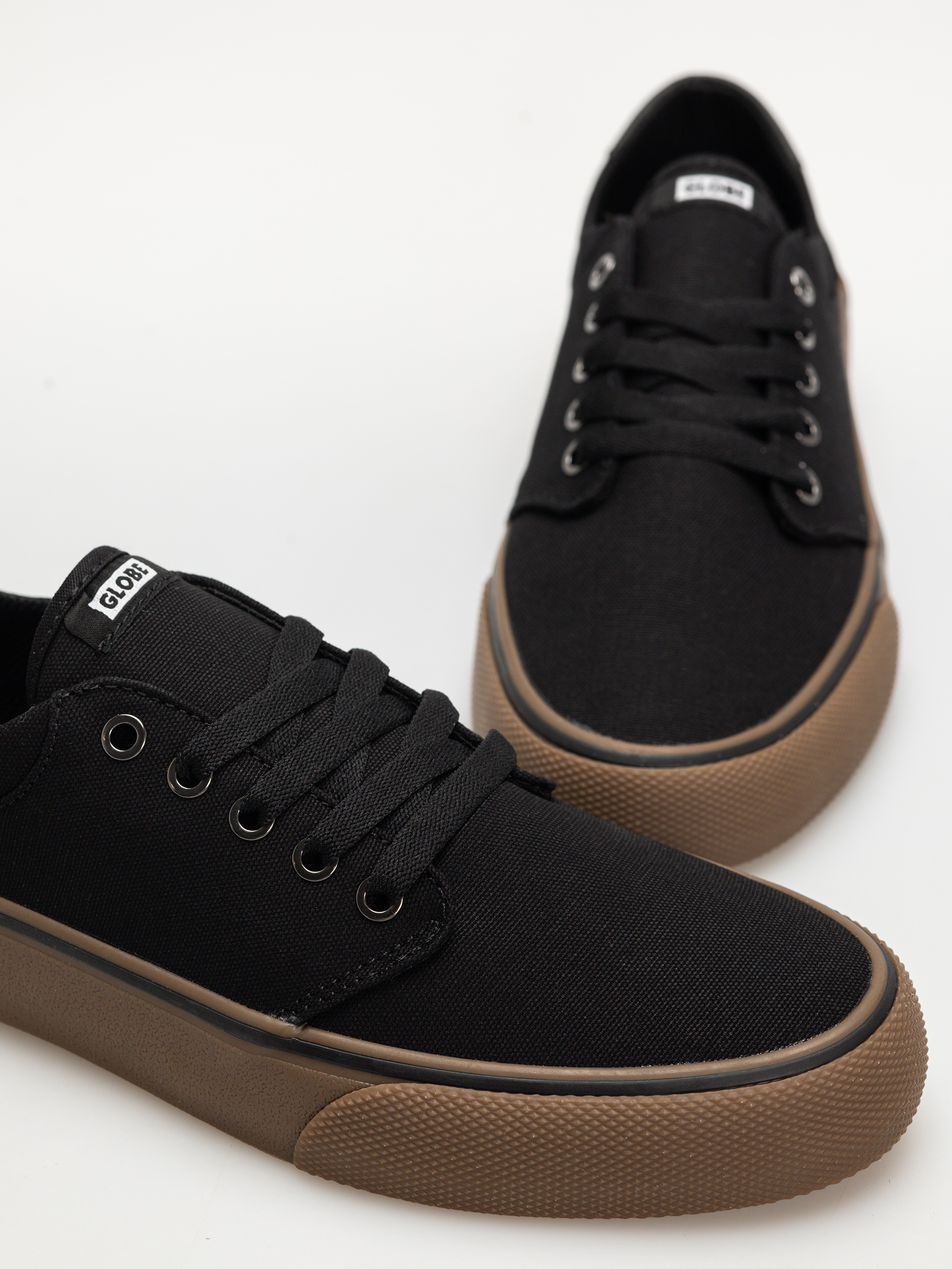 Boty Globe Goodstock (black/gum)