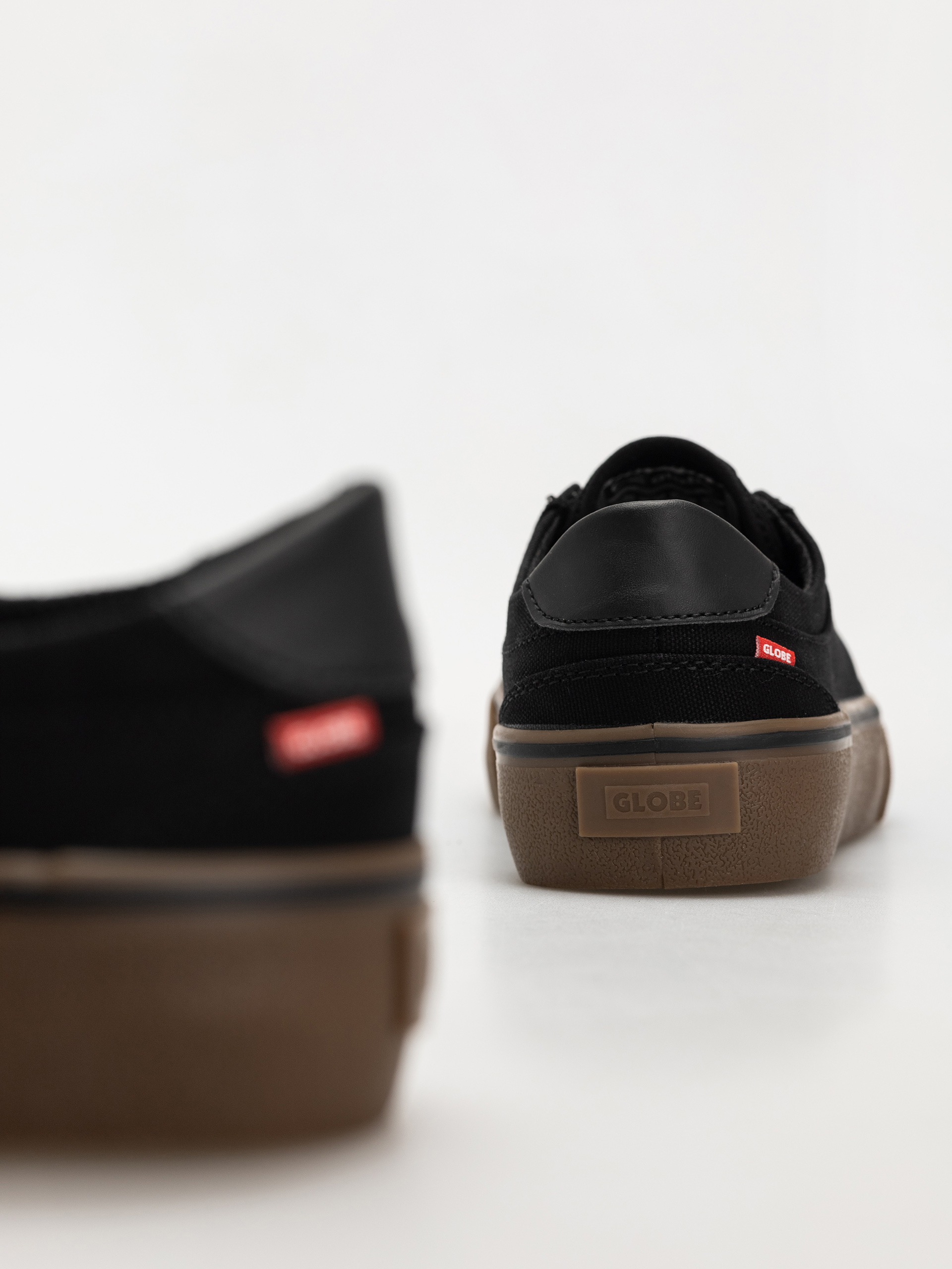 Boty Globe Goodstock (black/gum)