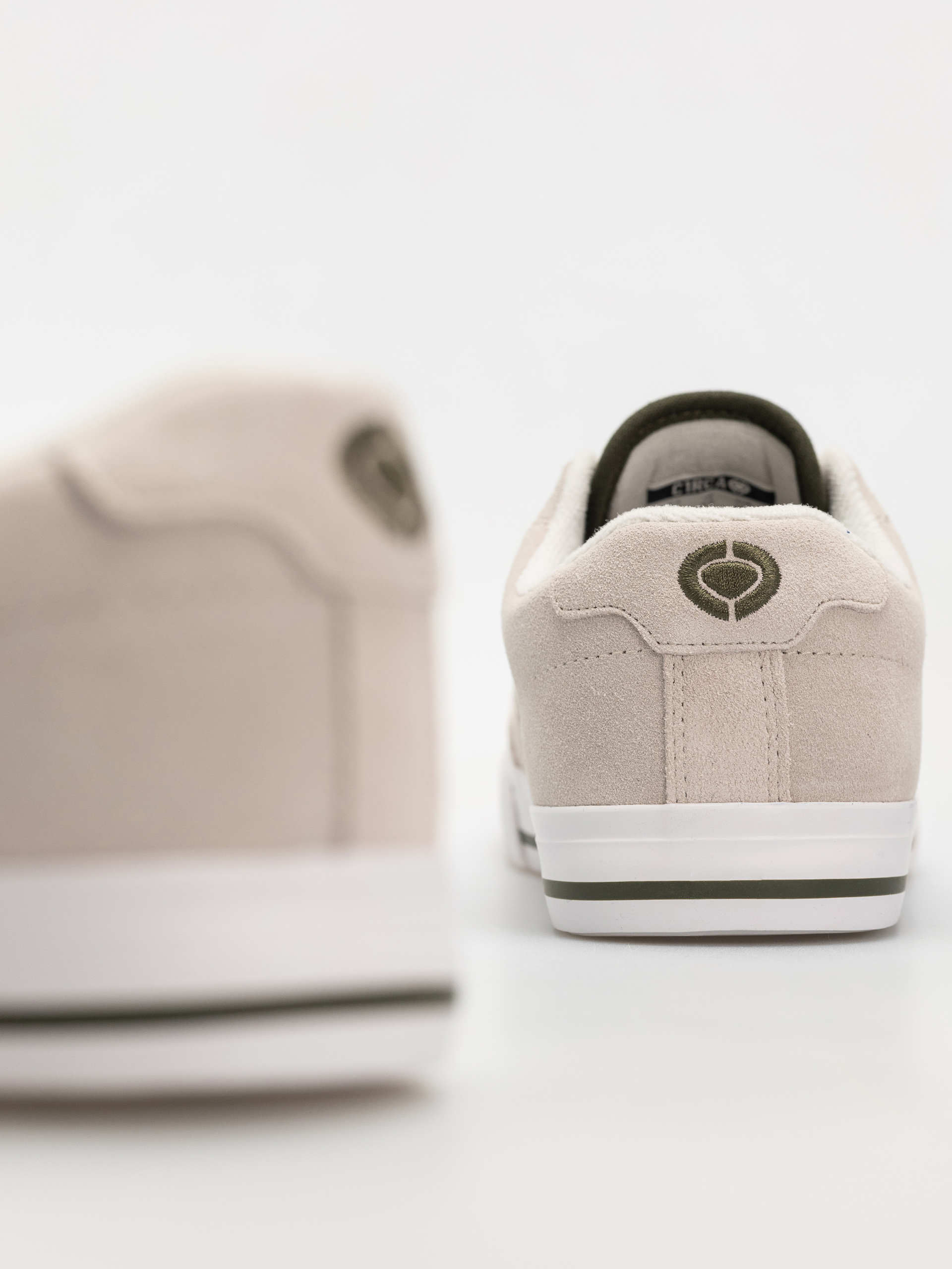 Boty Circa Al 50 Slim (moonbeam/avocado)