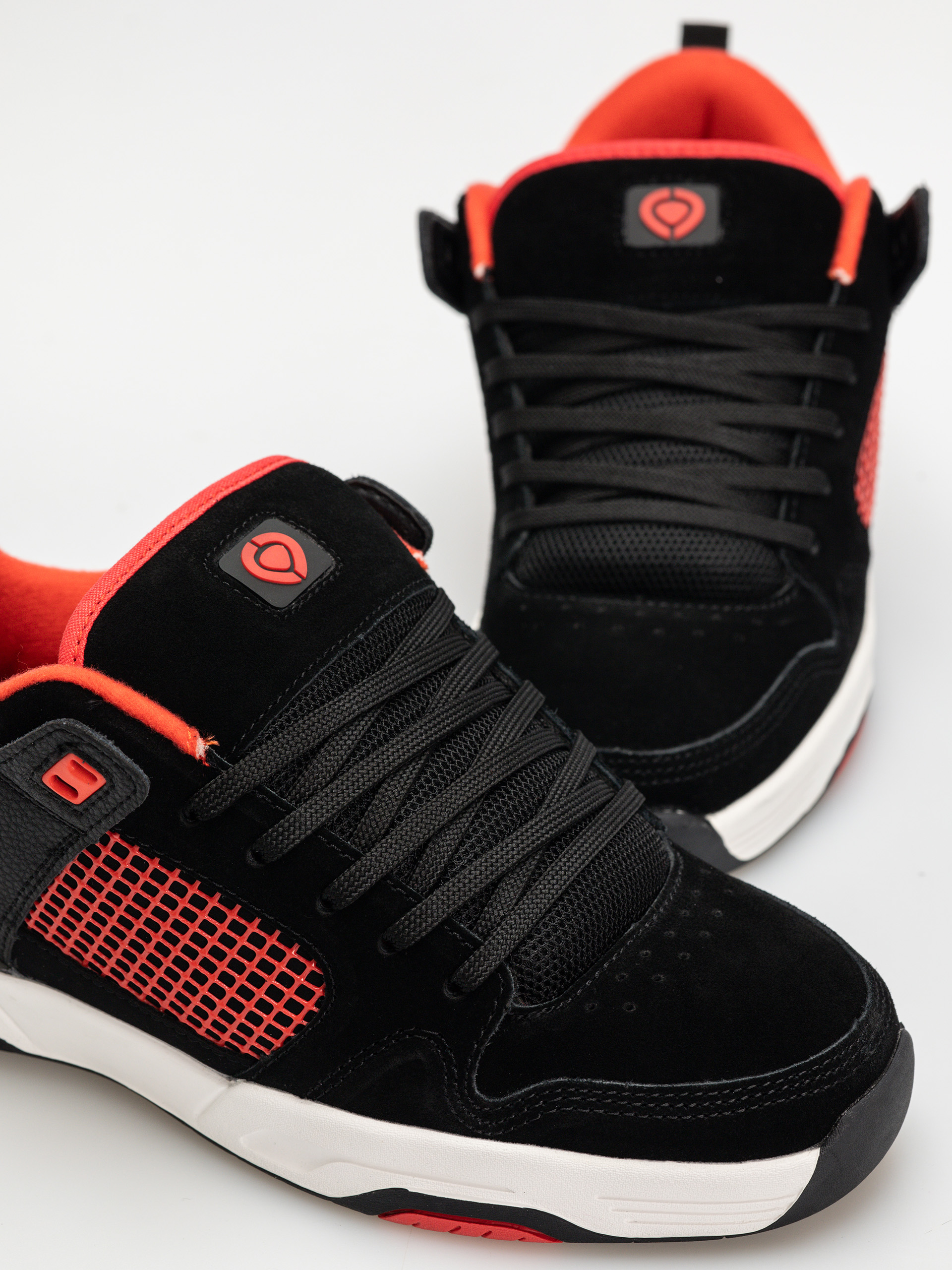 Boty Circa Tave Tt (black/rubicondo)