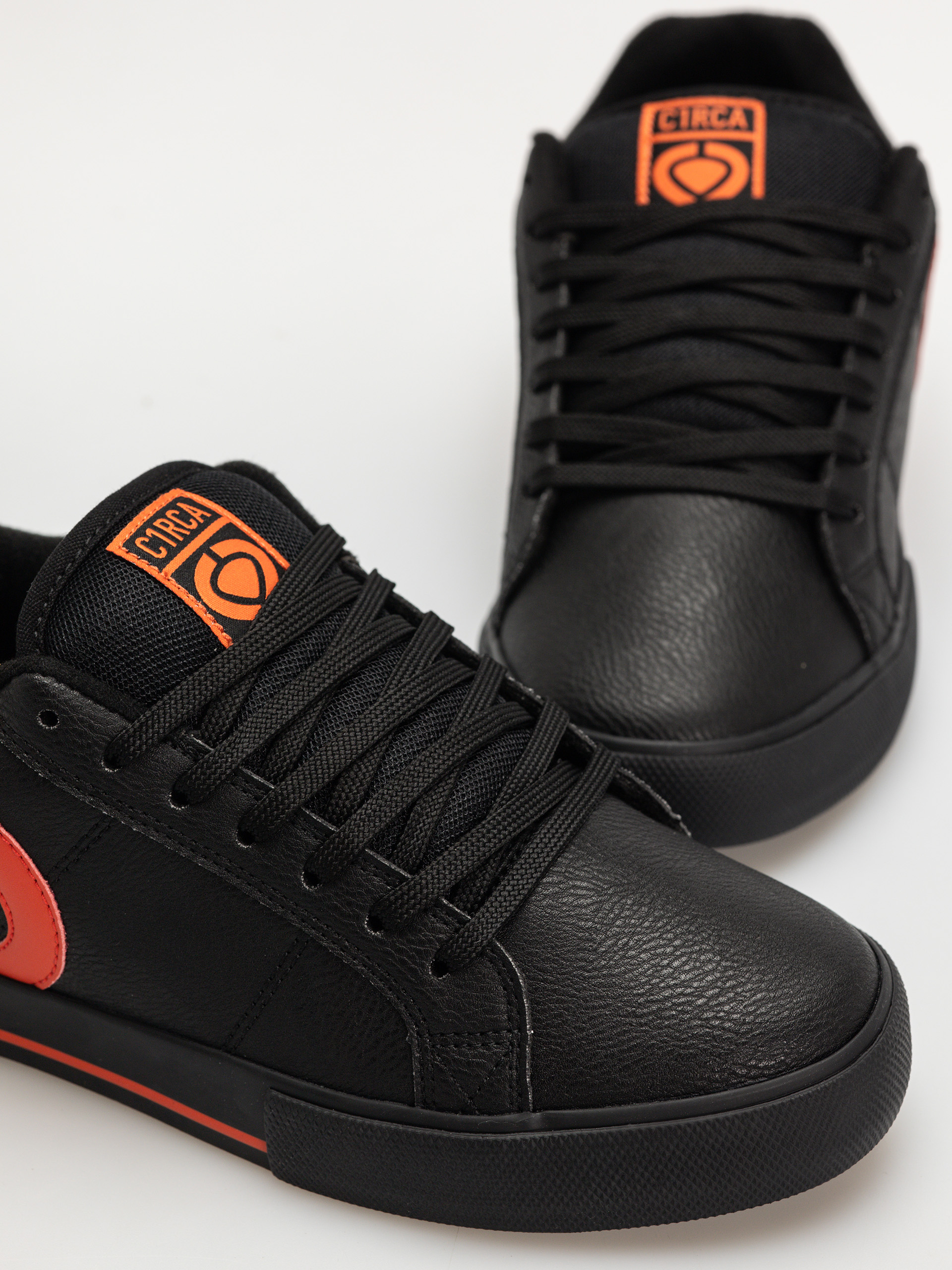 Boty Circa 211 Vulc (black/rubicondo)