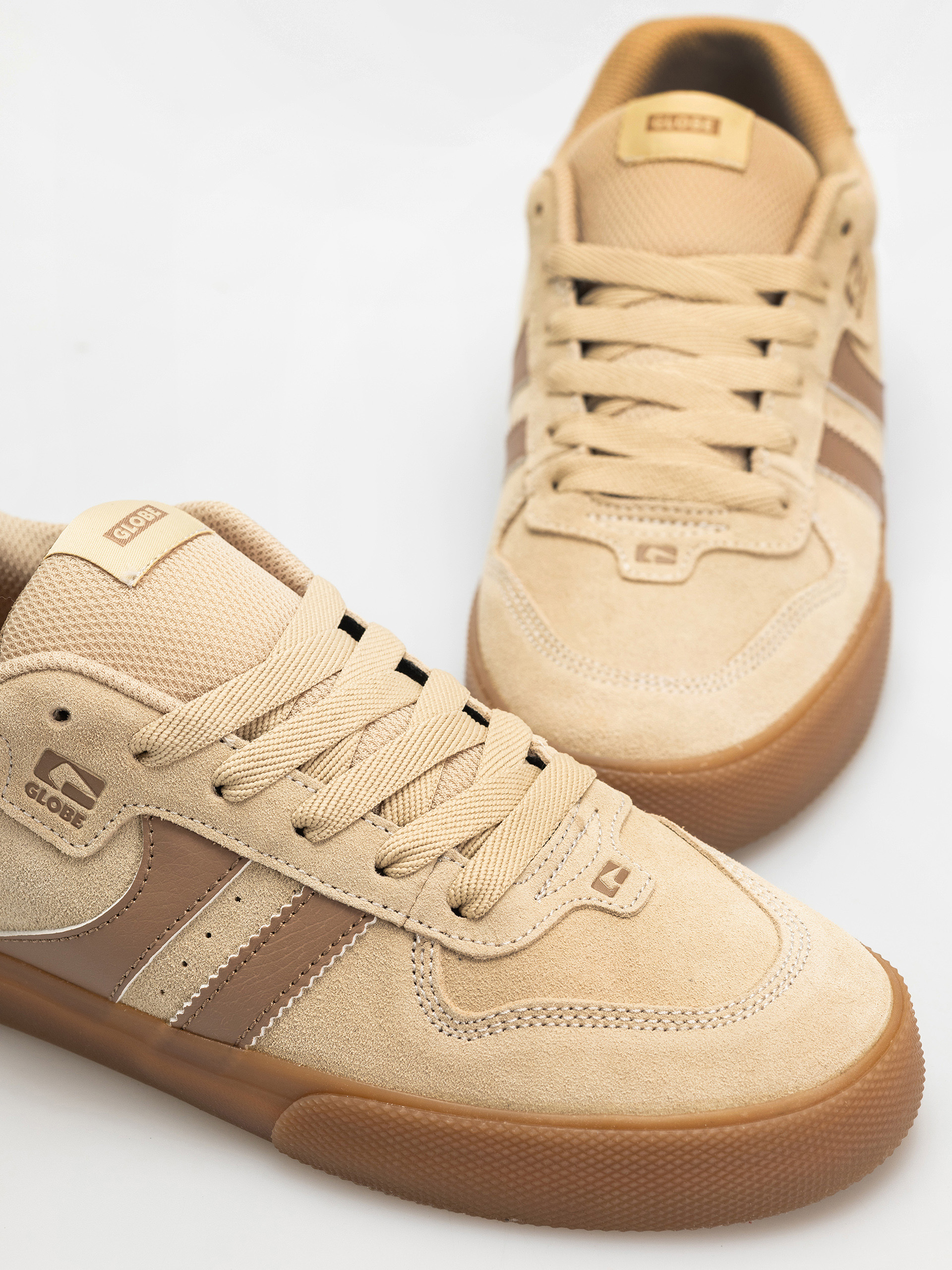 Boty Globe Encore 2 (almond/gum)