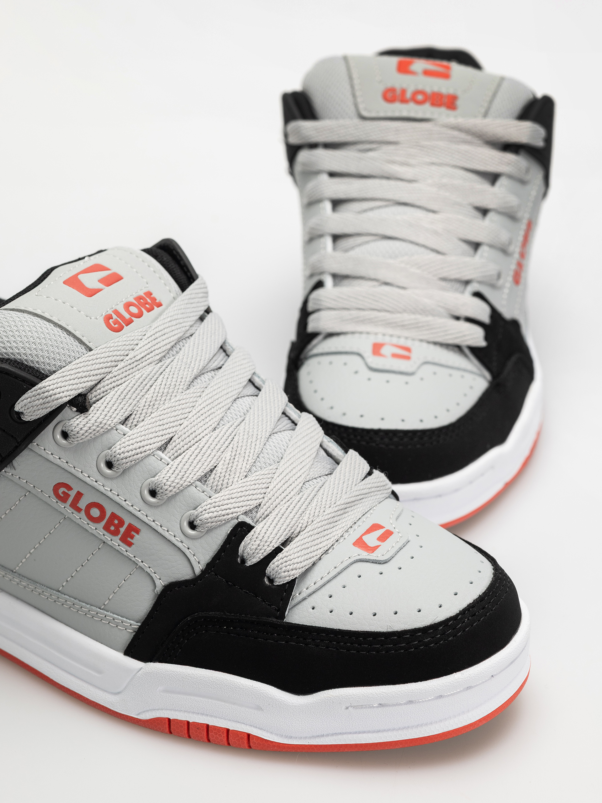 Boty Globe Tilt (steel/black)