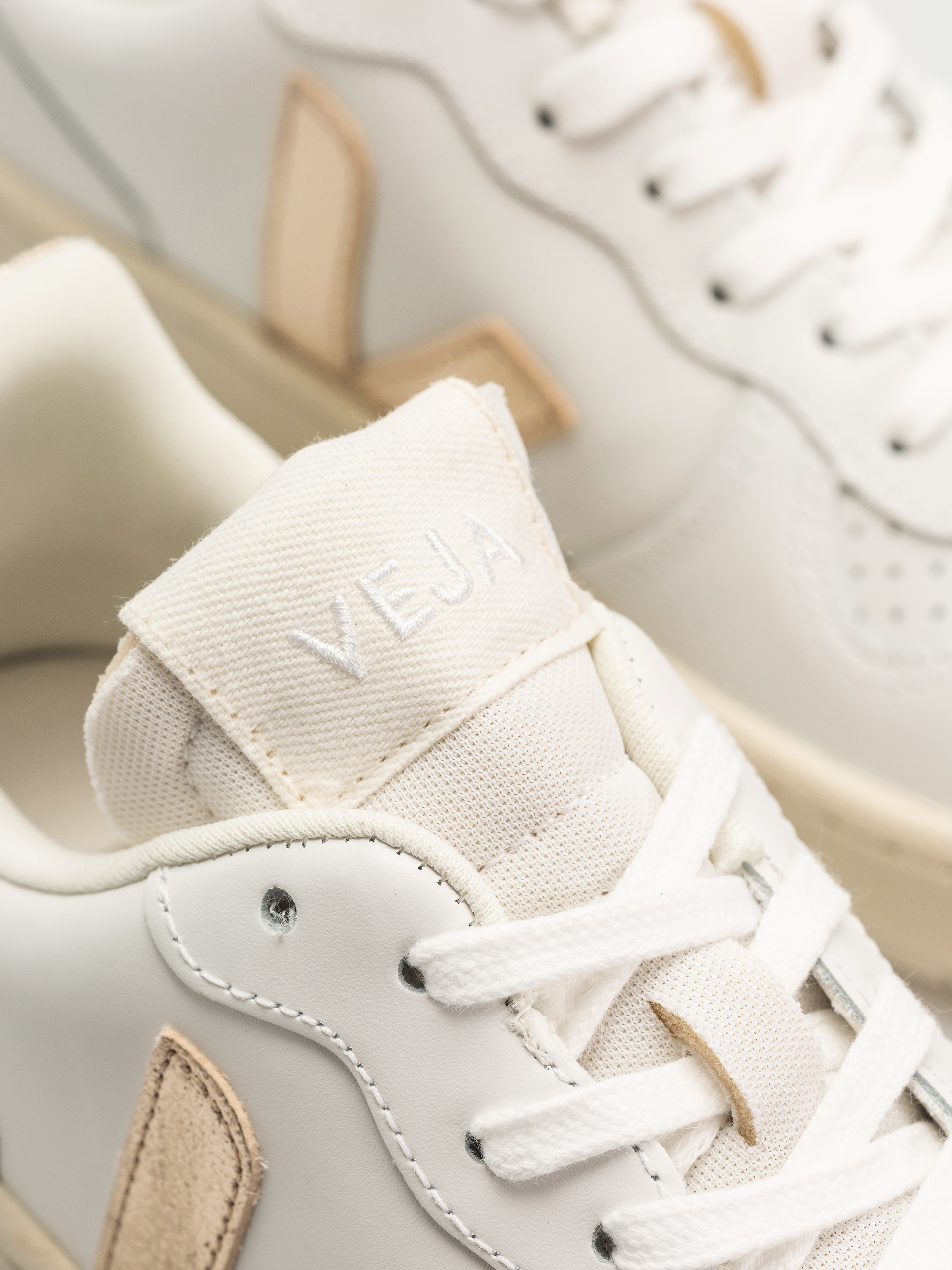 Boty Veja V-10 Wmn (extra white platine)