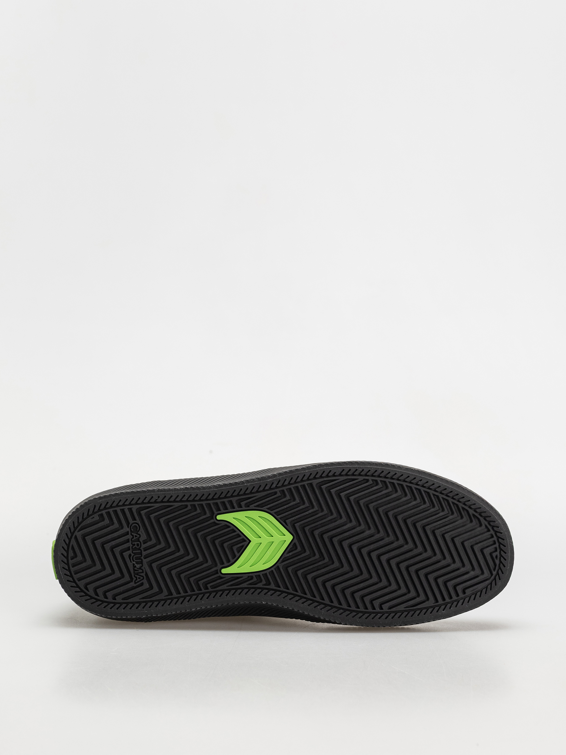 Boty Cariuma Luan Pro (all black suede ivory logo)