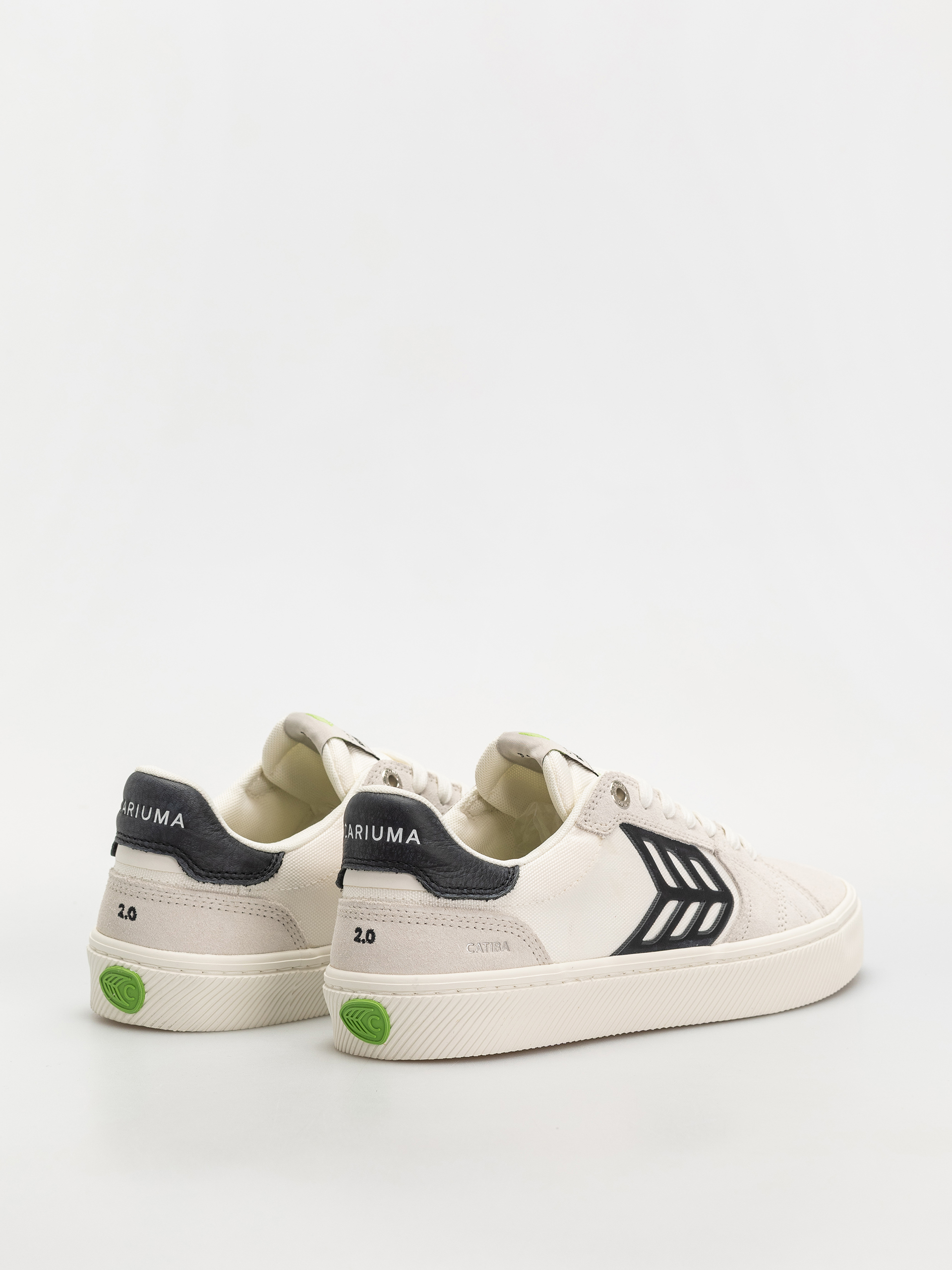 Boty Cariuma Catiba Pro 2.0 (smoke white suede off white cordura black logo)