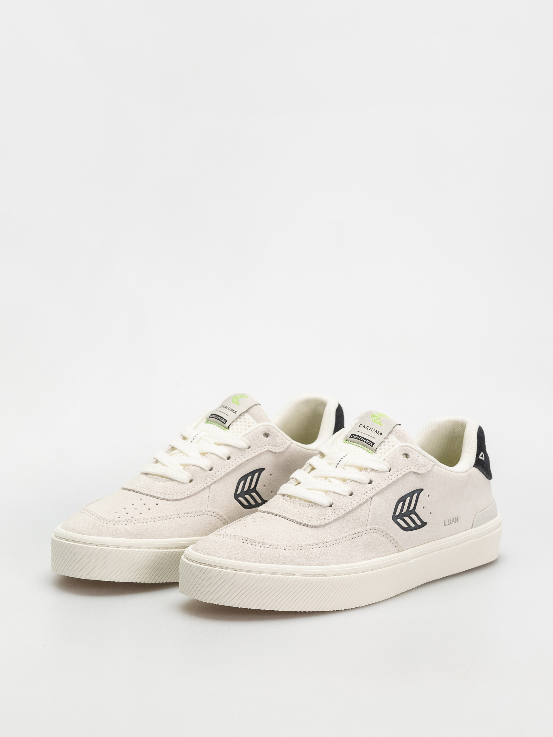 Boty Cariuma Luan Pro (smoke white suede black logo)