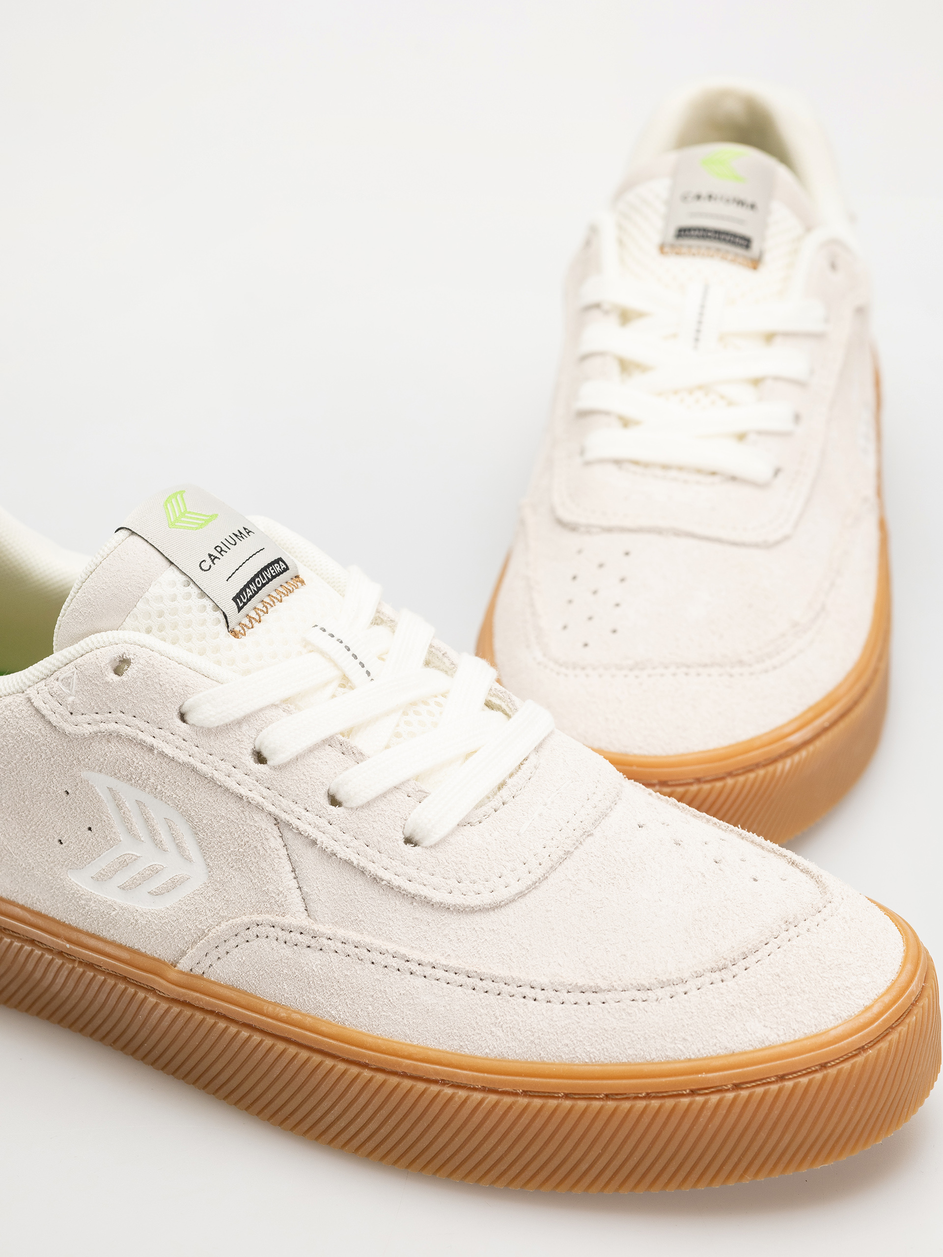 Boty Cariuma Luan Pro (gum smoke white suede off white logo)