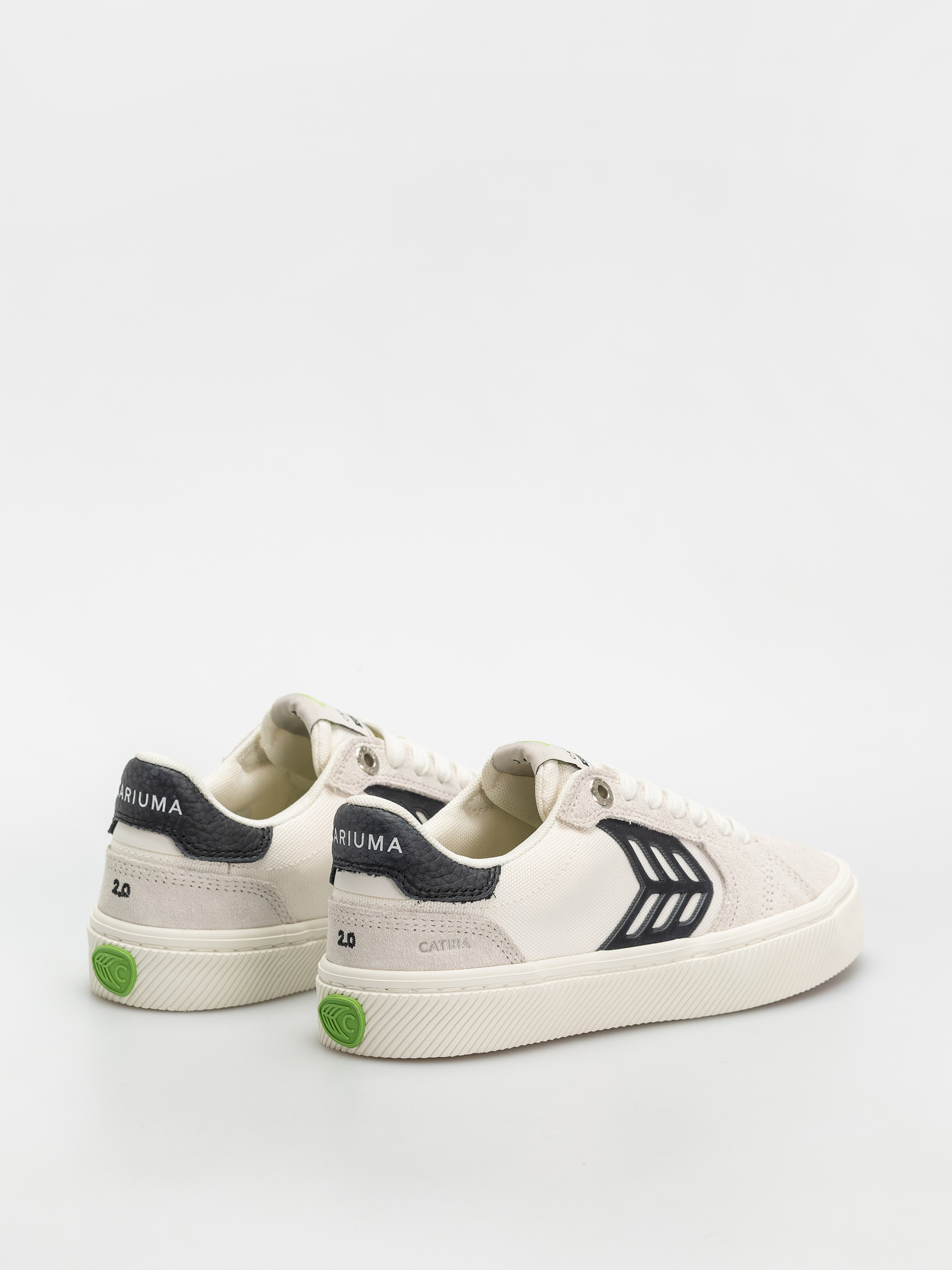 Boty Cariuma Catiba Pro 2.0 Wmn (smoke white suede off white cordura black logo)