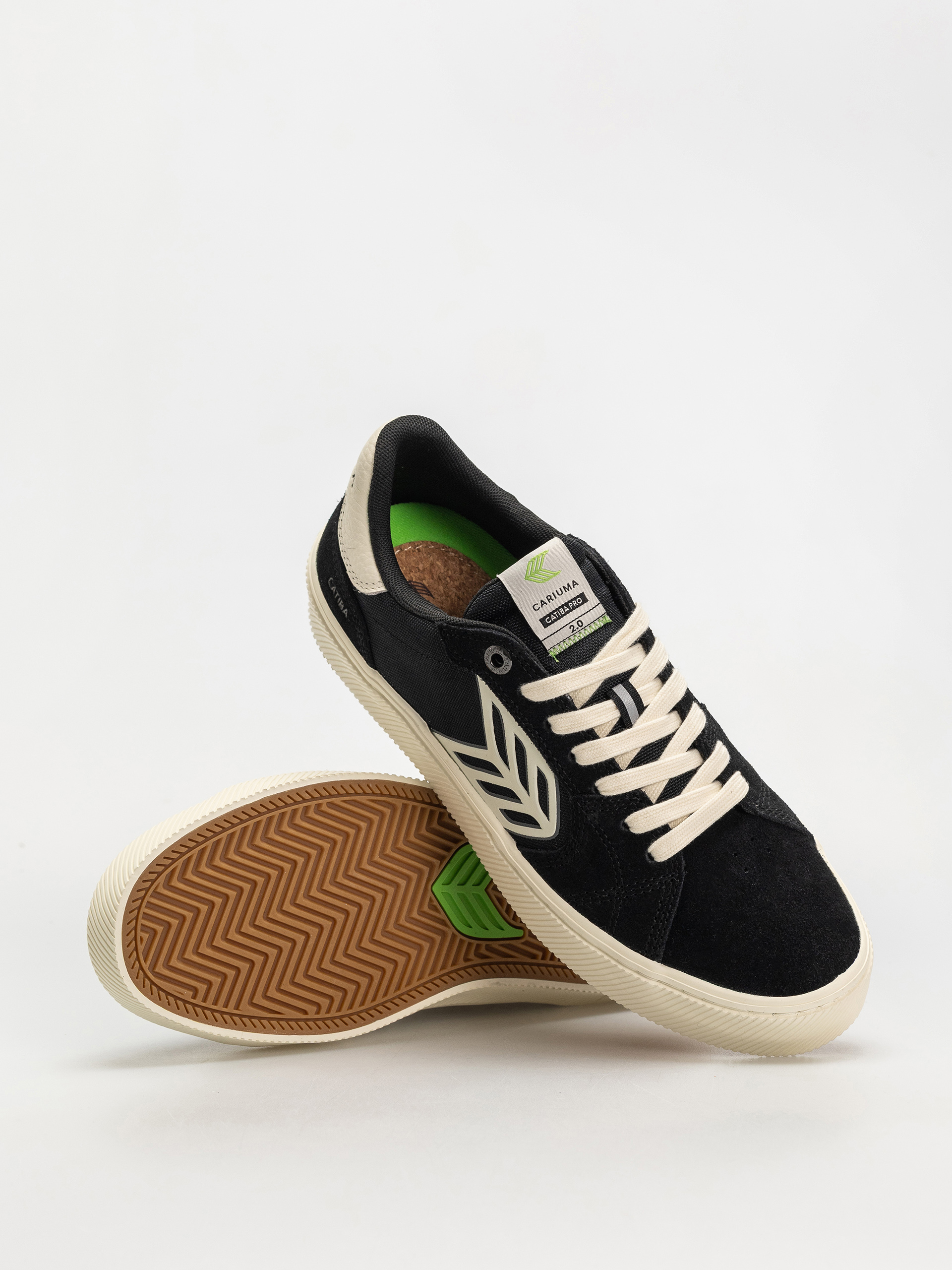 Boty Cariuma Catiba Pro 2.0 (black suede and cordura ivory logo)
