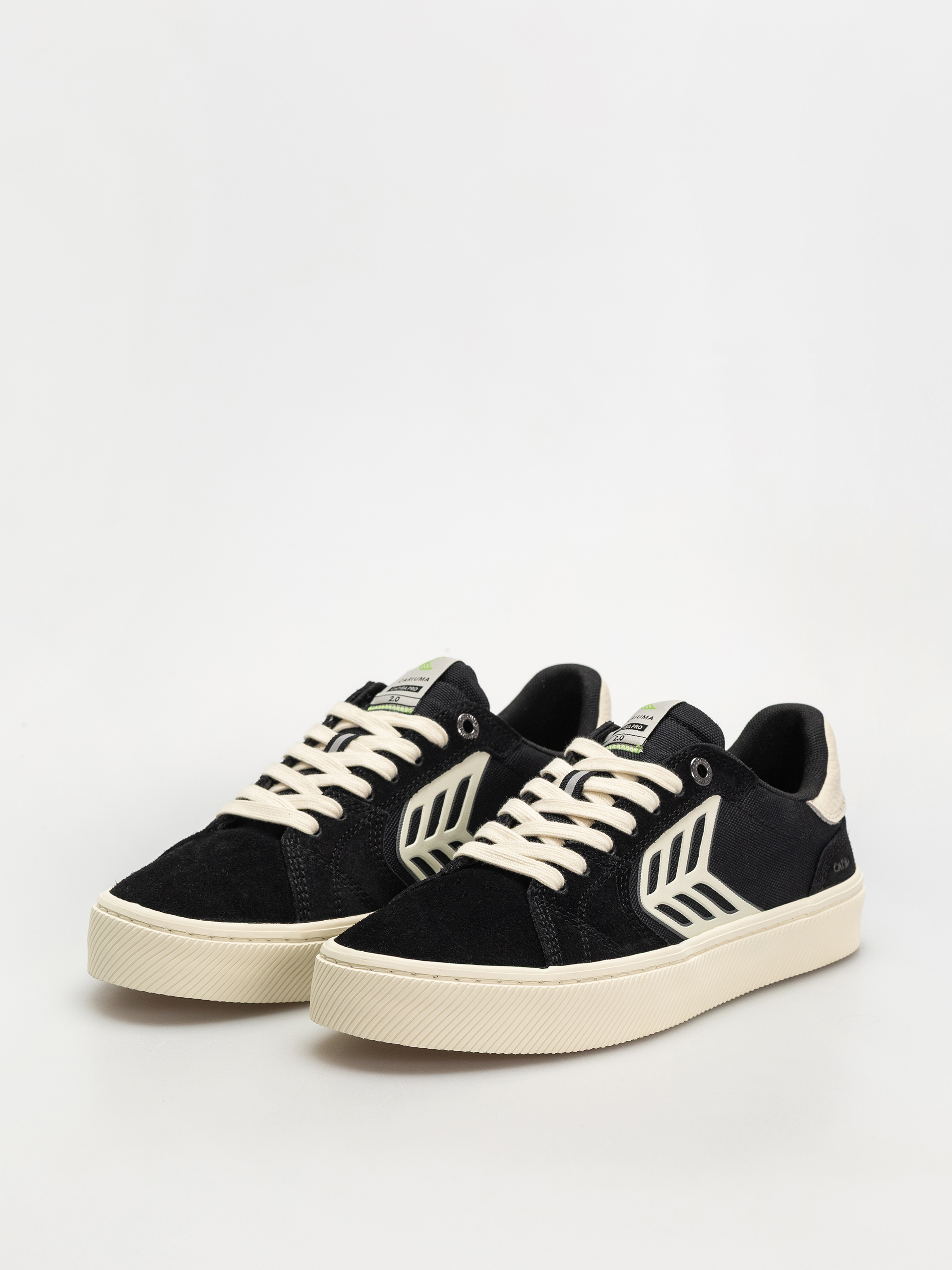 Boty Cariuma Catiba Pro 2.0 (black suede and cordura ivory logo)